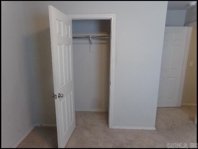 WHITE OAK CROSSING - Residential Lease