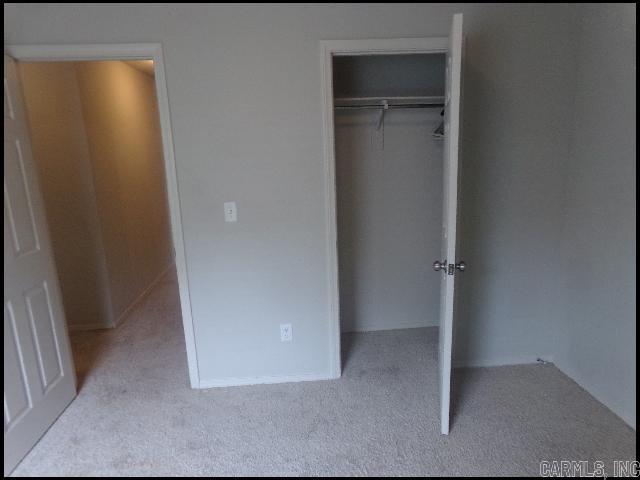 WHITE OAK CROSSING - Residential Lease