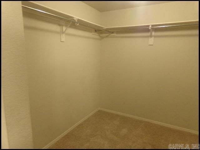 WHITE OAK CROSSING - Residential Lease