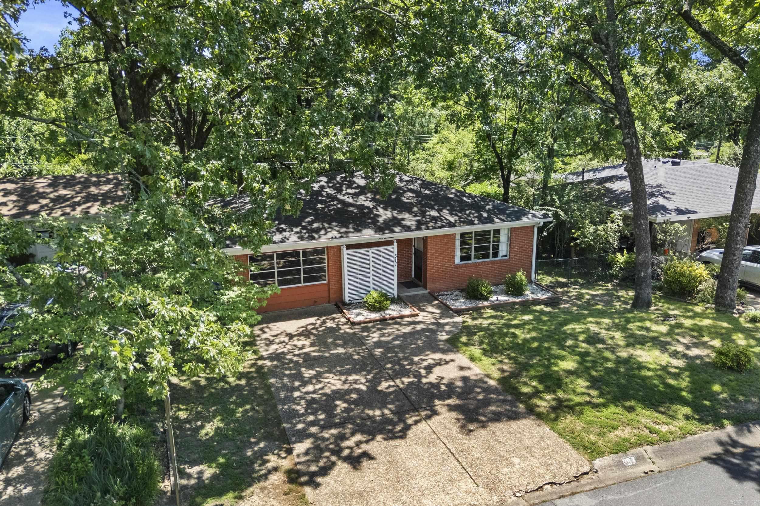 SANTE FE HGTS - Residential