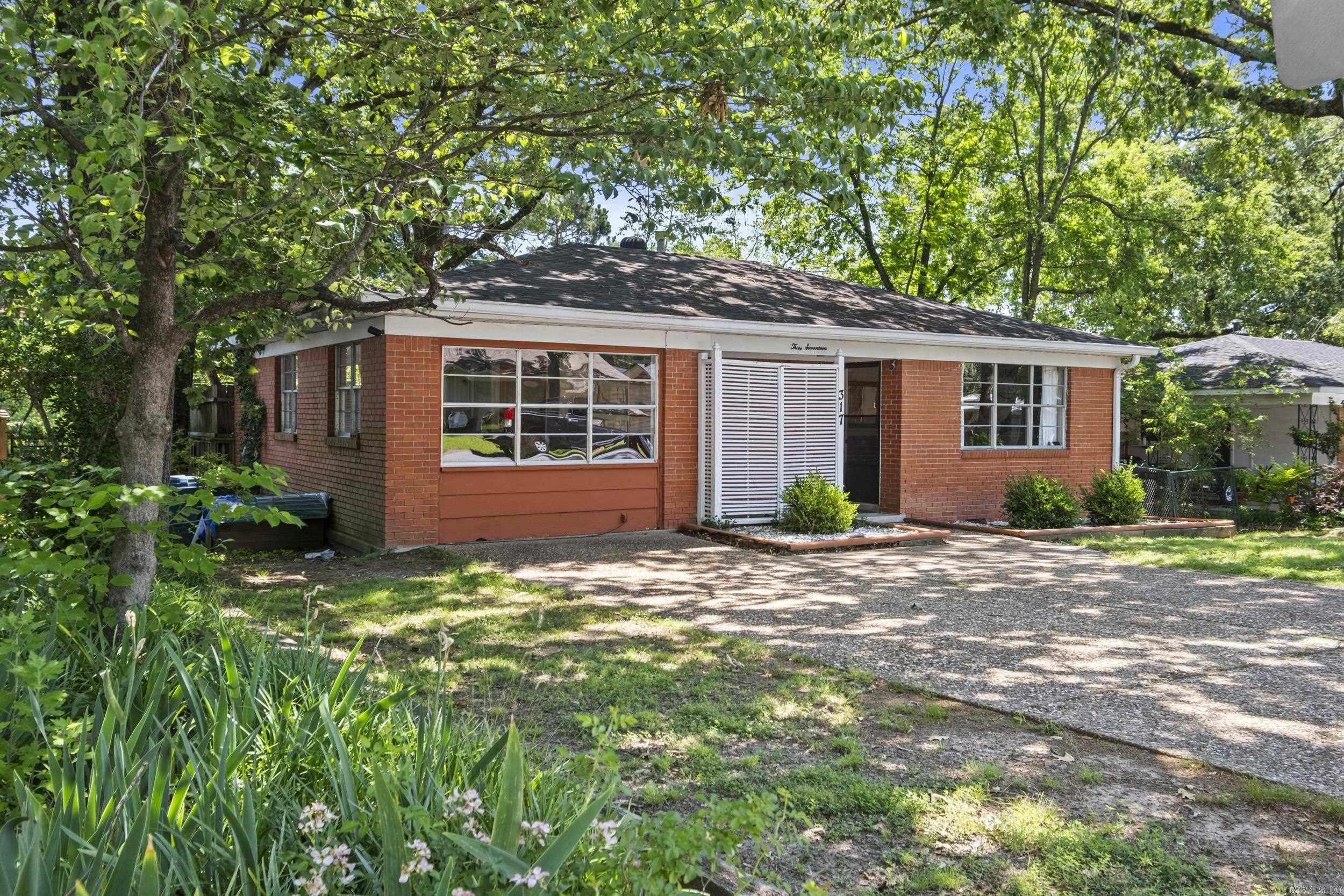 SANTE FE HGTS - Residential