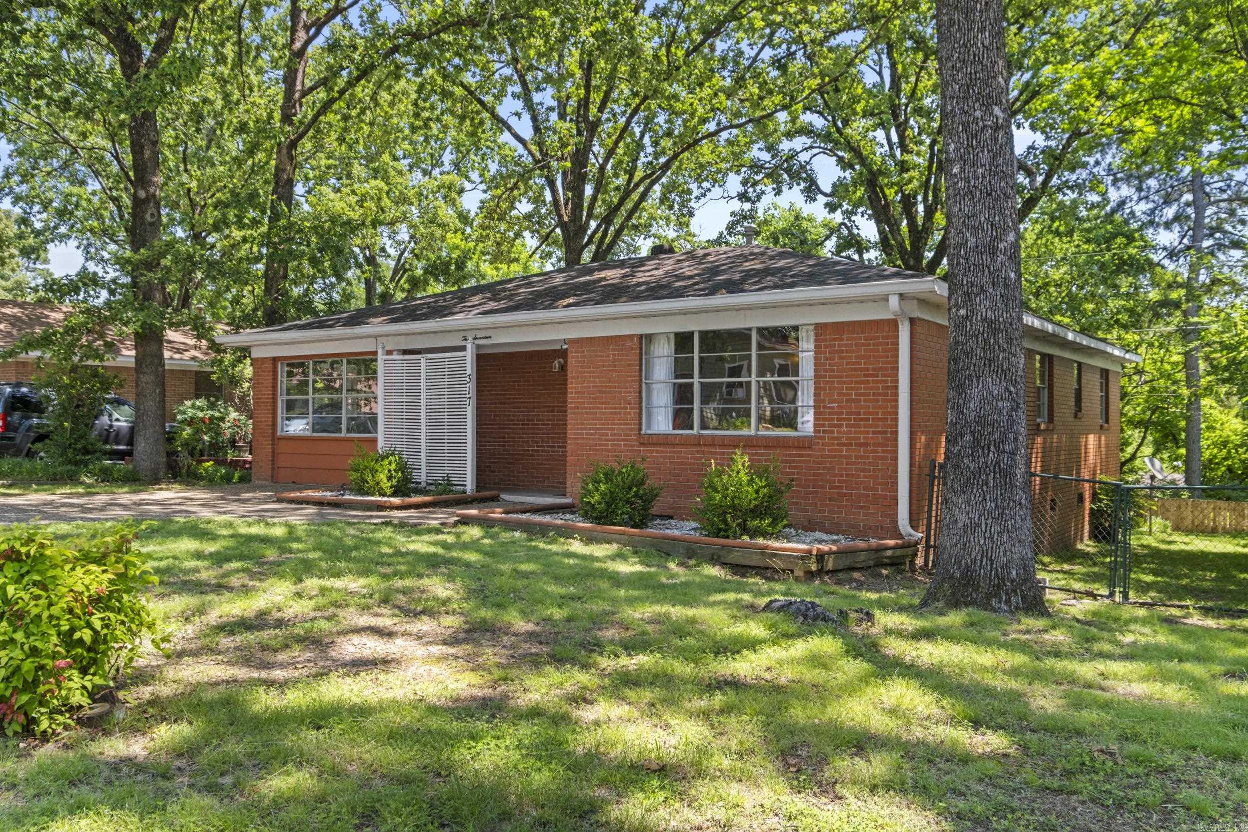 SANTE FE HGTS - Residential