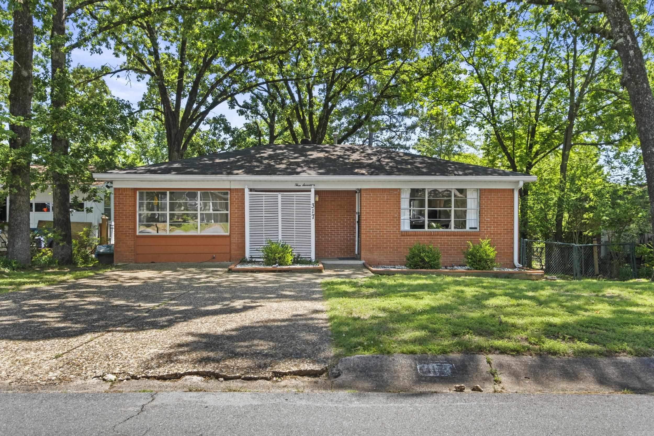 SANTE FE HGTS - Residential