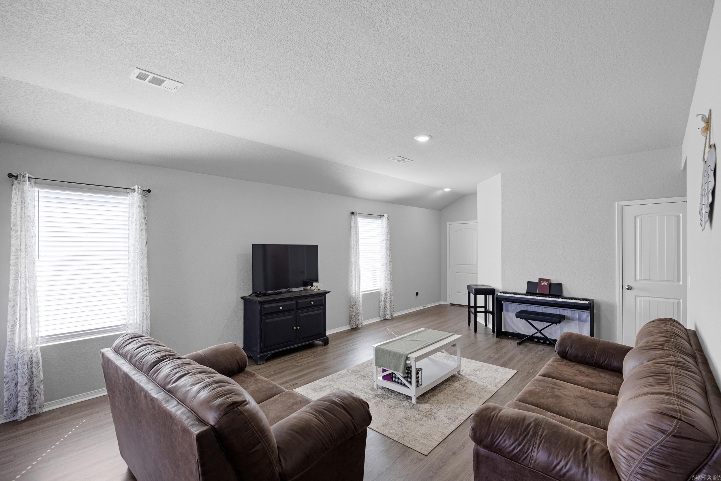 OAK SPRINGS SUBDIVISION - Residential