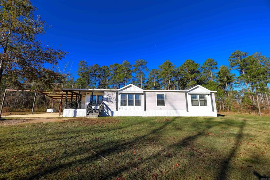 Escape to your own slice of paradise at 883 Ouachita, where cozy charm meets serene seclusion. Nestled on 6.75 acres of land, this adorable 3-bedroom, 2-bathroom home offers the perfect blend of comfort and tranquility.  Tucked away from the hustle and bustle, this property is ideal for anyone seeking privacy, peace, and the beauty of nature. The lush surroundings create a picturesque backdrop, while the home itself radiates warmth and charm.  ?? Key Features:  3 Bedrooms, 2 Bathrooms: A functional layout that feels cozy yet spacious. Secluded Location: Enjoy the ultimate privacy with room to roam, garden, or relax in nature.  Adorable Design: This home is bursting with charm and character—perfect for those who love a stylish yet practical space.  Whether you're looking for a peaceful retreat, a starter home, or a downsized escape, this property checks all the boxes. Come see why 883 Ouachita is the perfect place to call home!