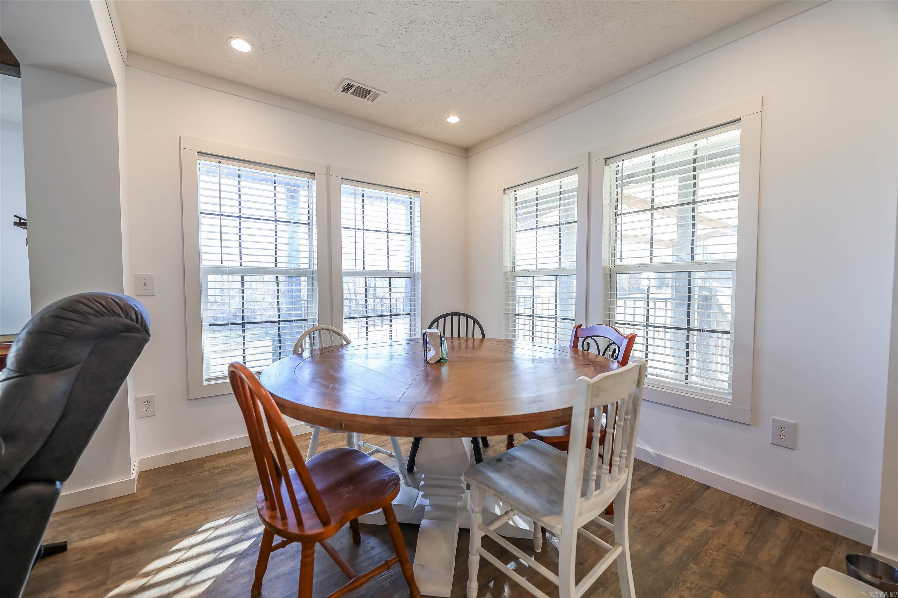 LOUANN - Residential