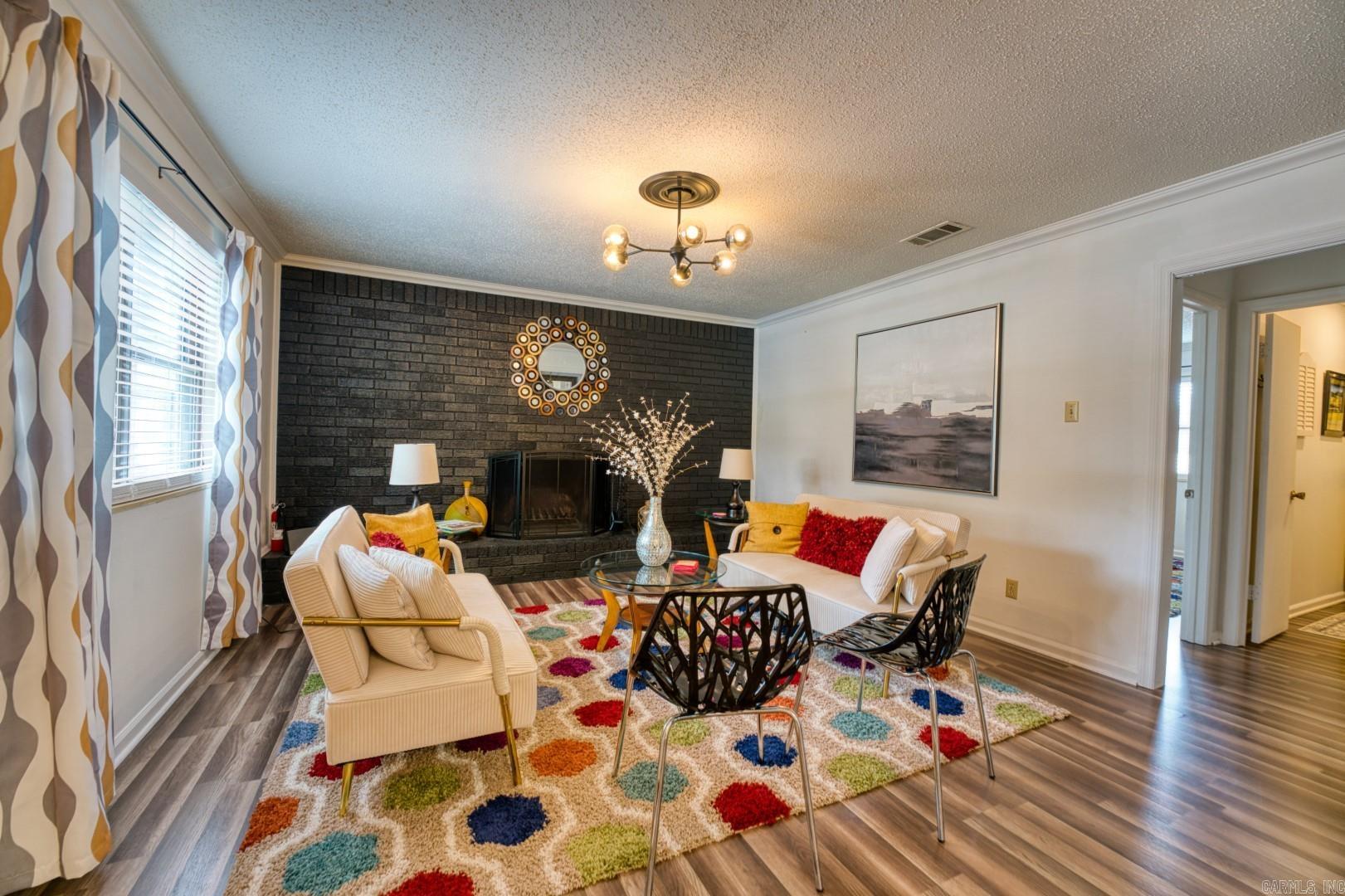 WHISPERING PINES HPR - Residential