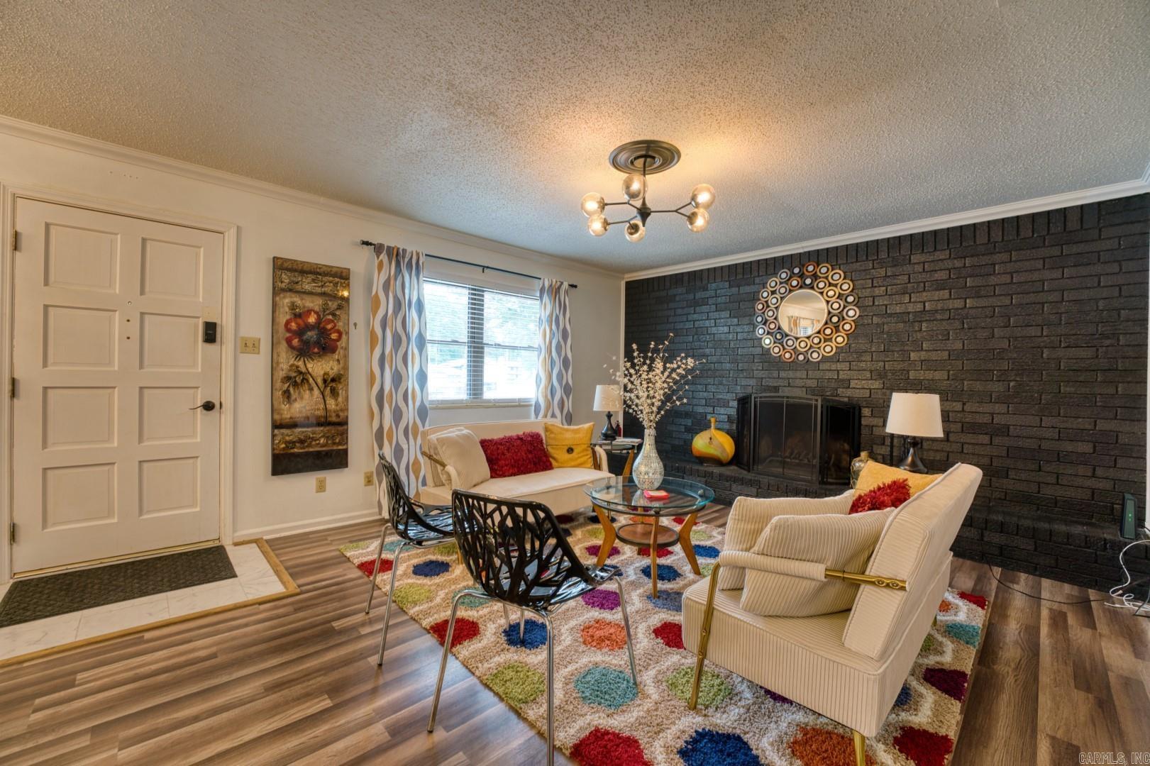 WHISPERING PINES HPR - Residential