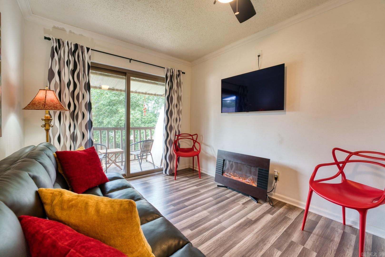 WHISPERING PINES HPR - Residential