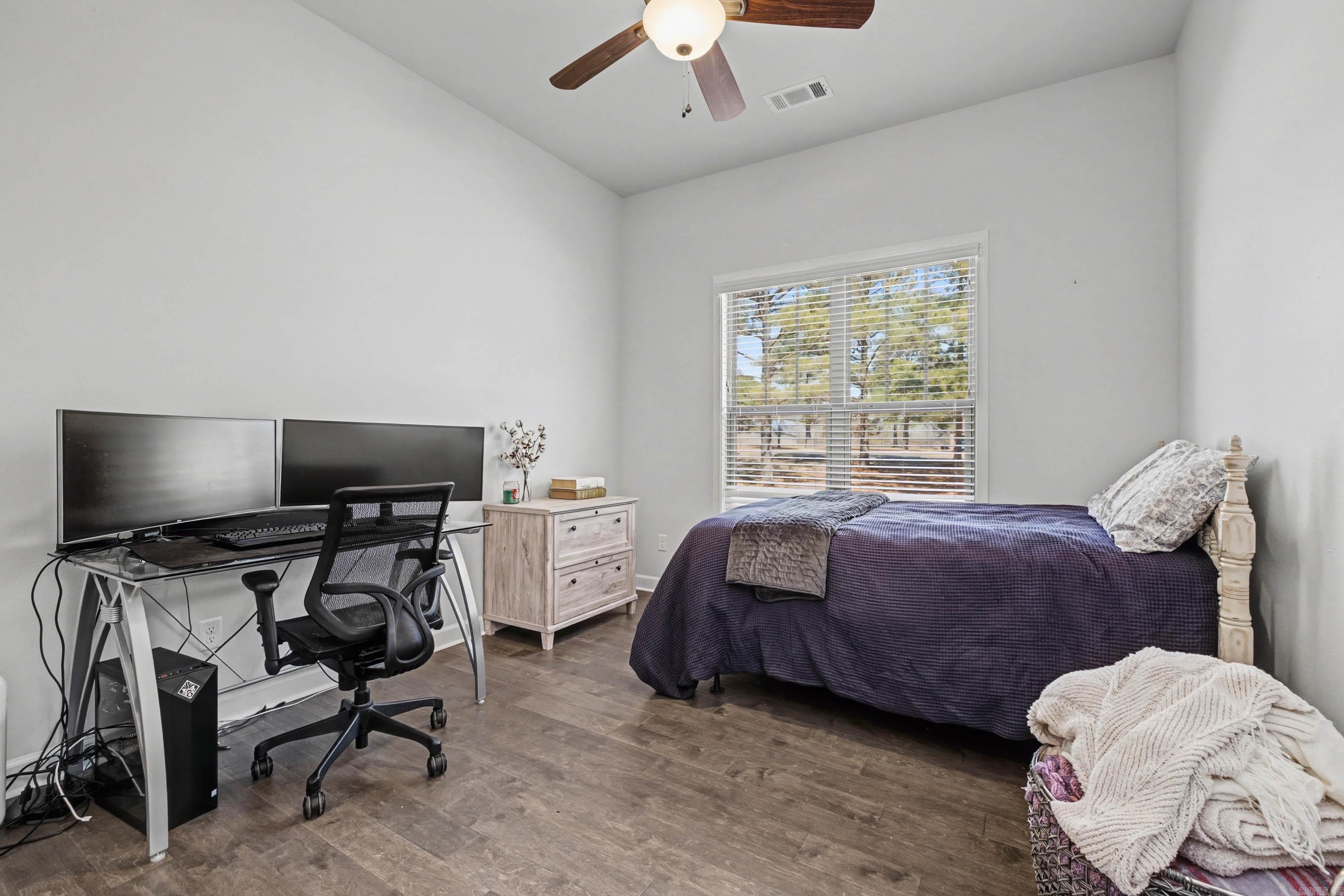 PLEASANT LAKE ESTATES - Residential