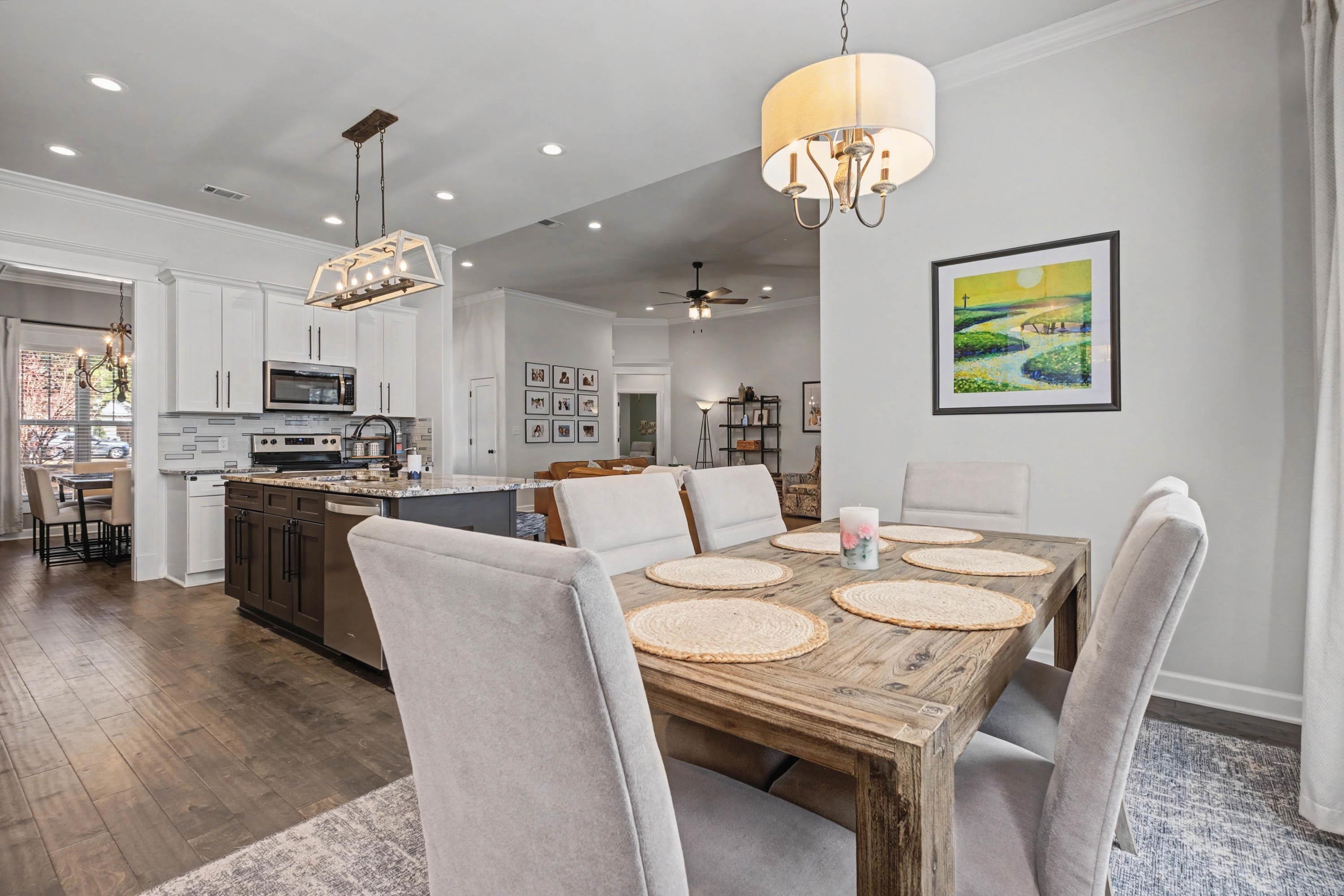 PLEASANT LAKE ESTATES - Residential