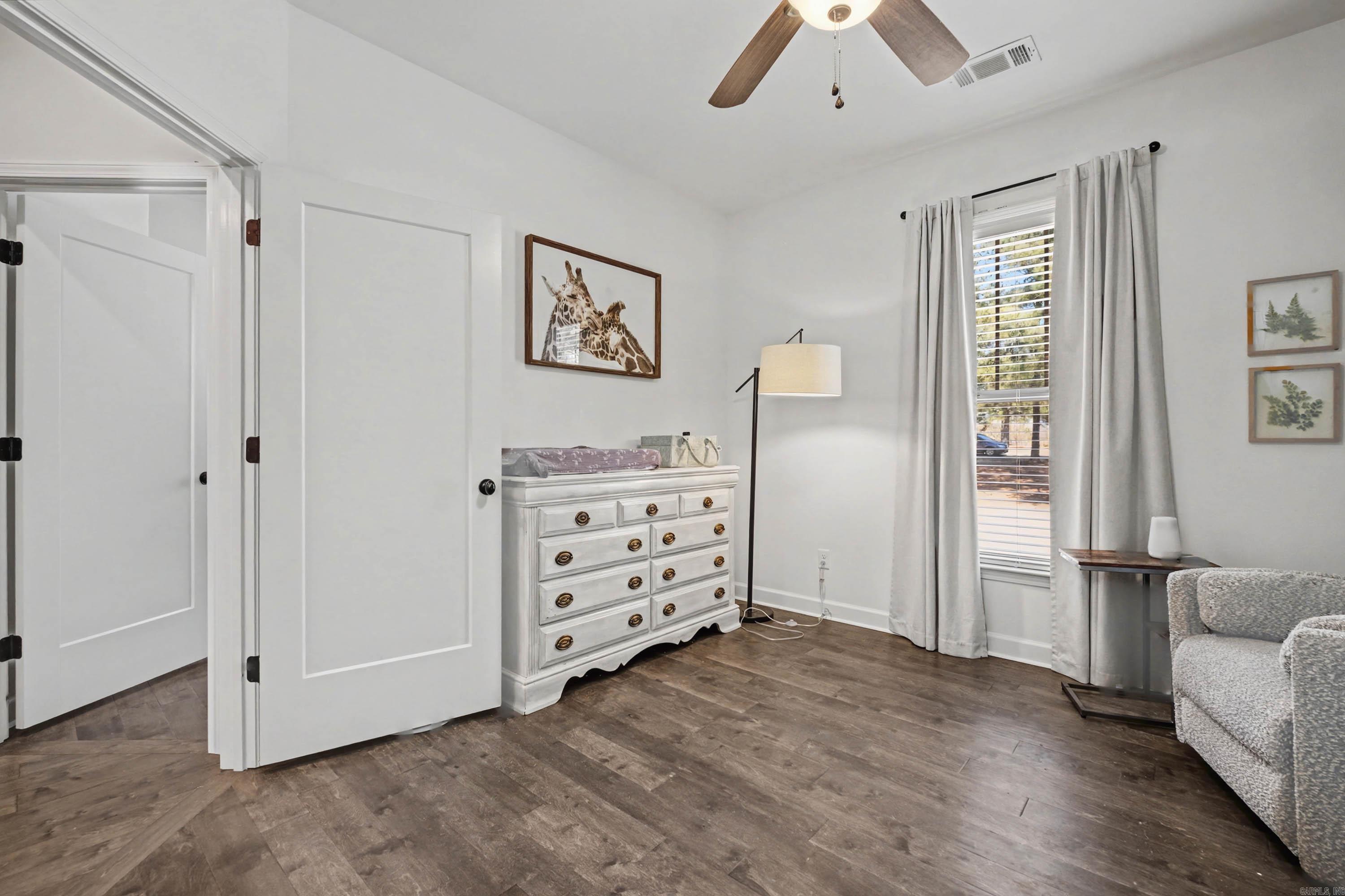 PLEASANT LAKE ESTATES - Residential