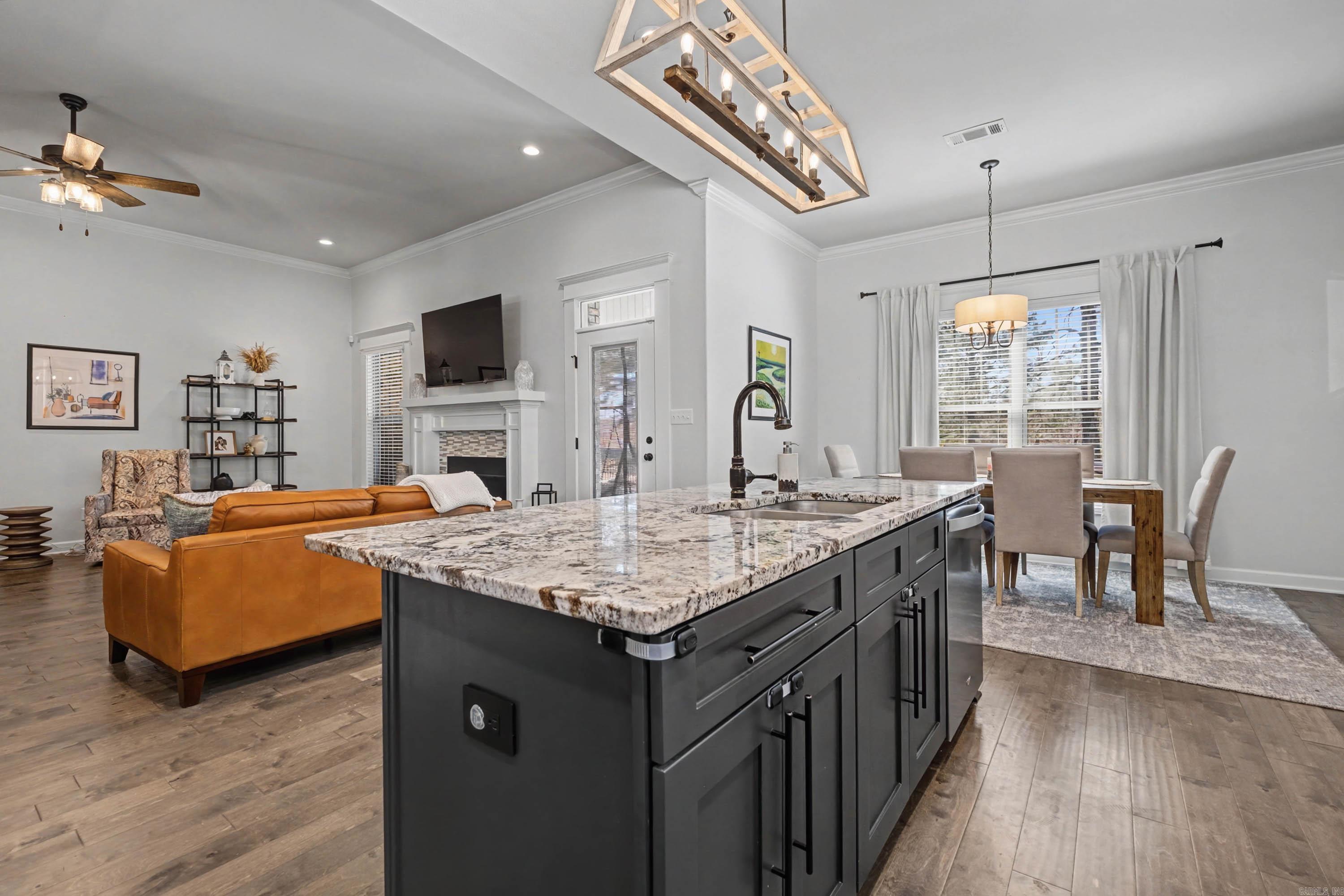 PLEASANT LAKE ESTATES - Residential