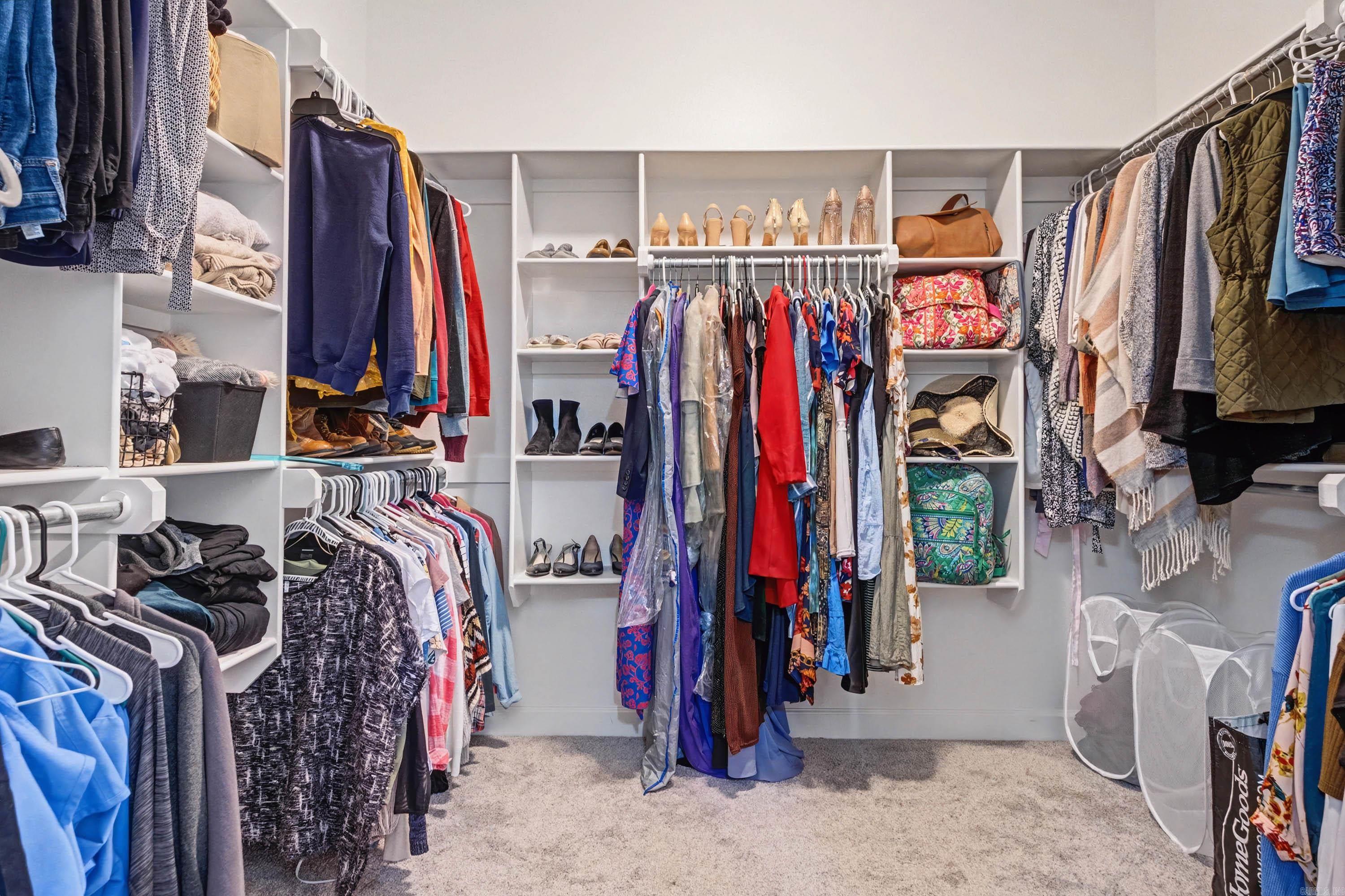 PLEASANT LAKE ESTATES - Residential