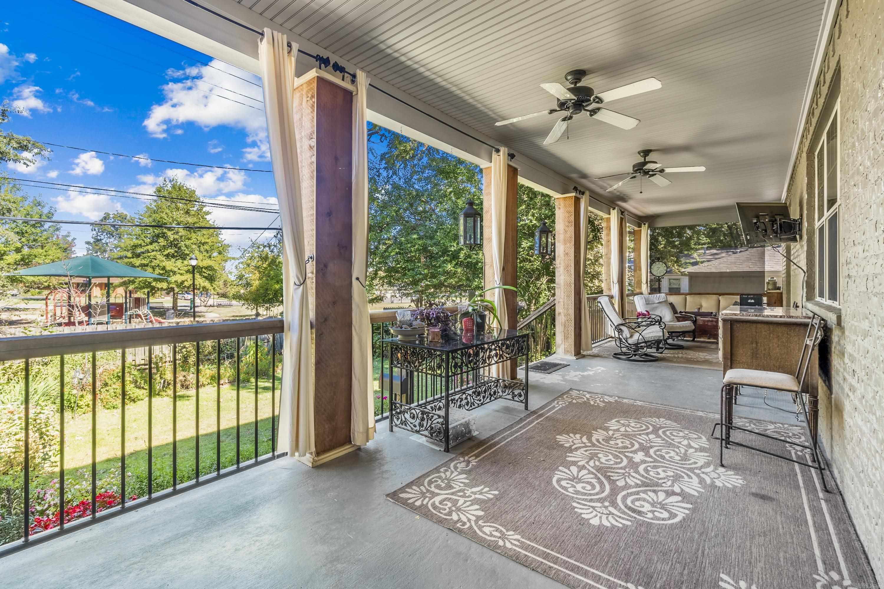 CAMMACK WOODS - Residential