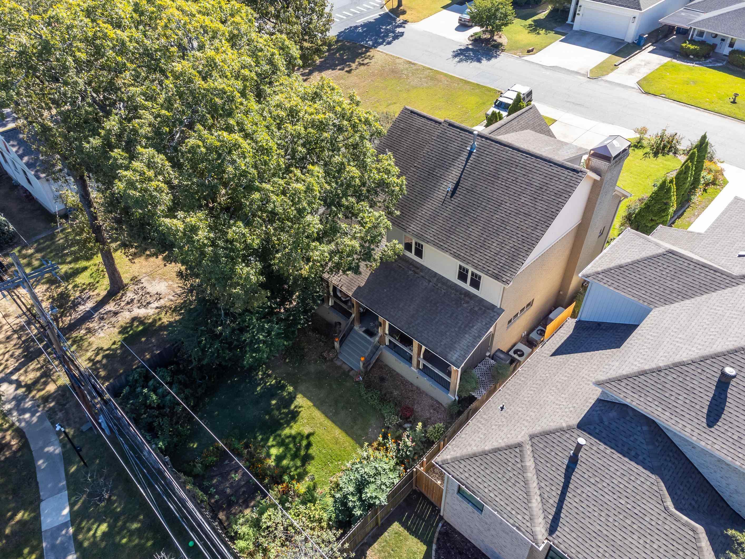 CAMMACK WOODS - Residential