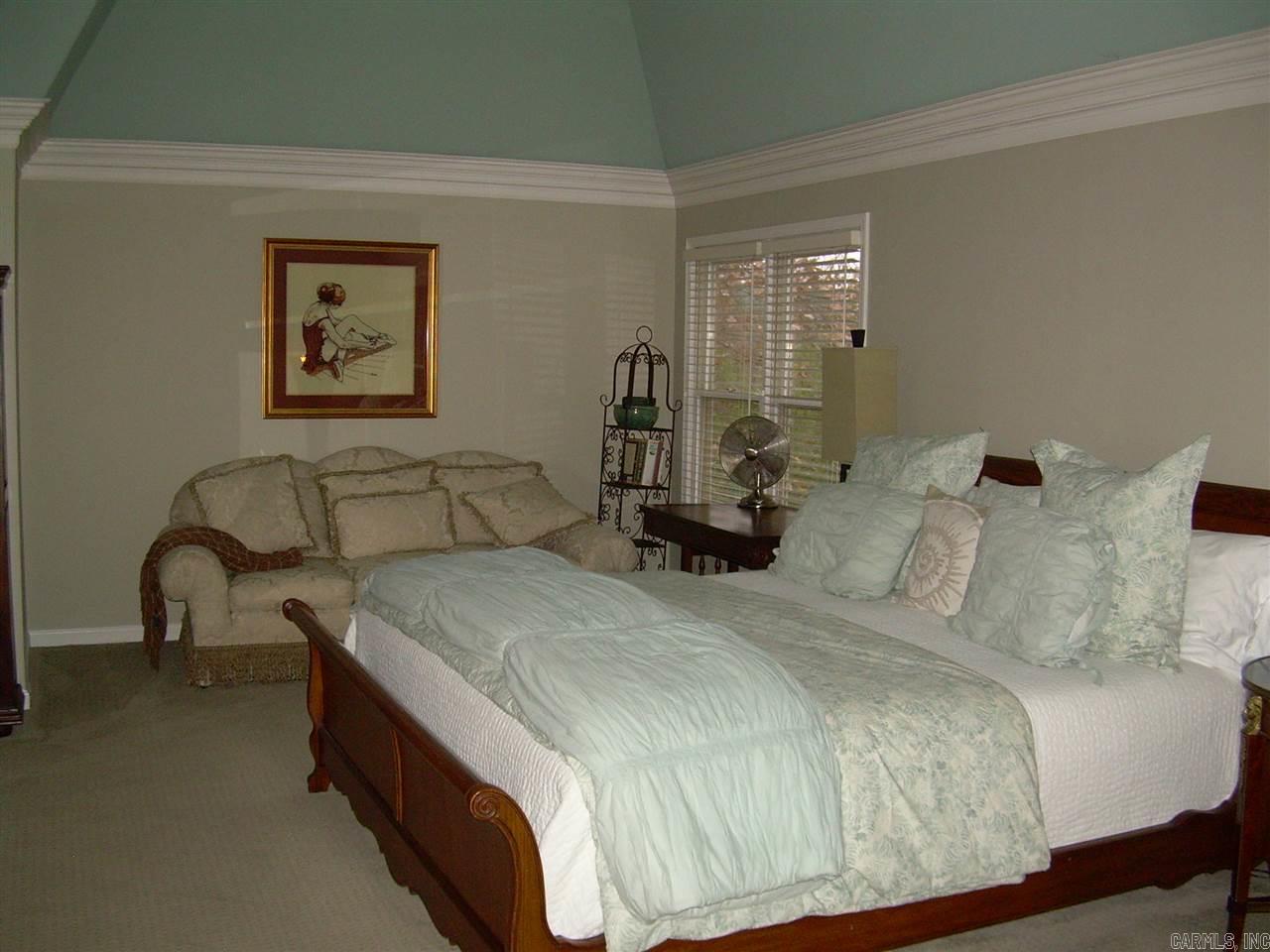 Longlea Manor - Residential