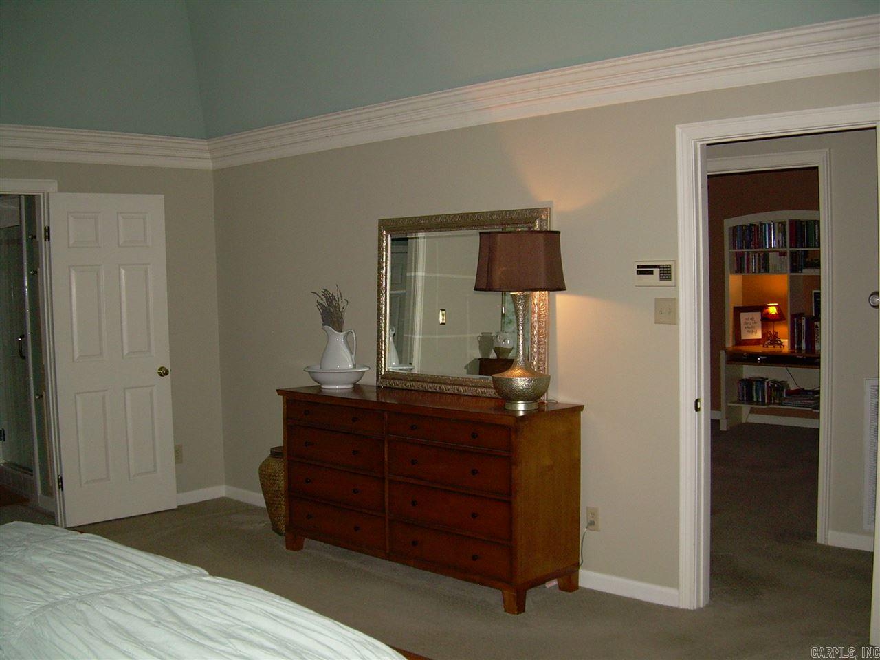 Longlea Manor - Residential