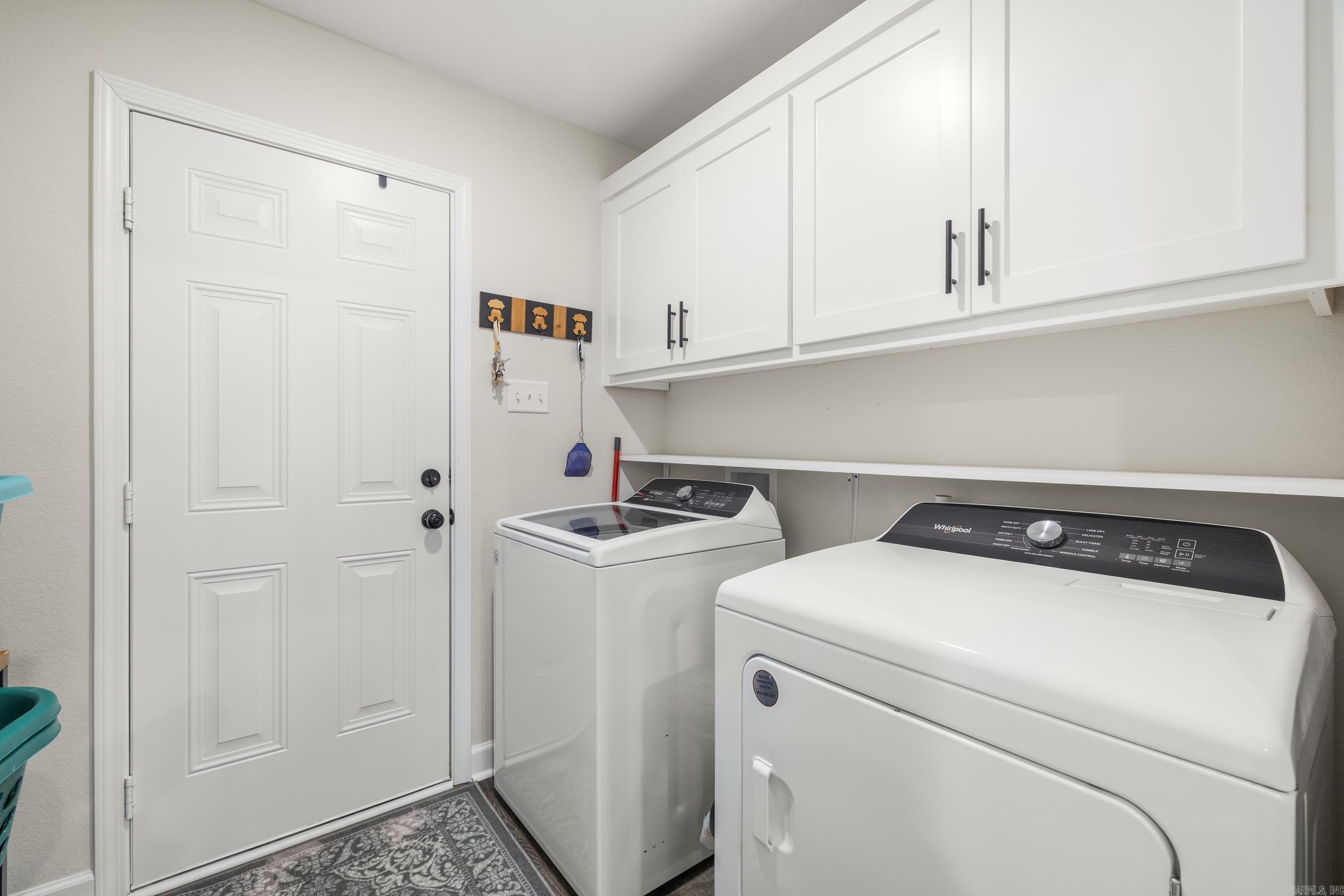 DEERFIELD ESTATES - Residential