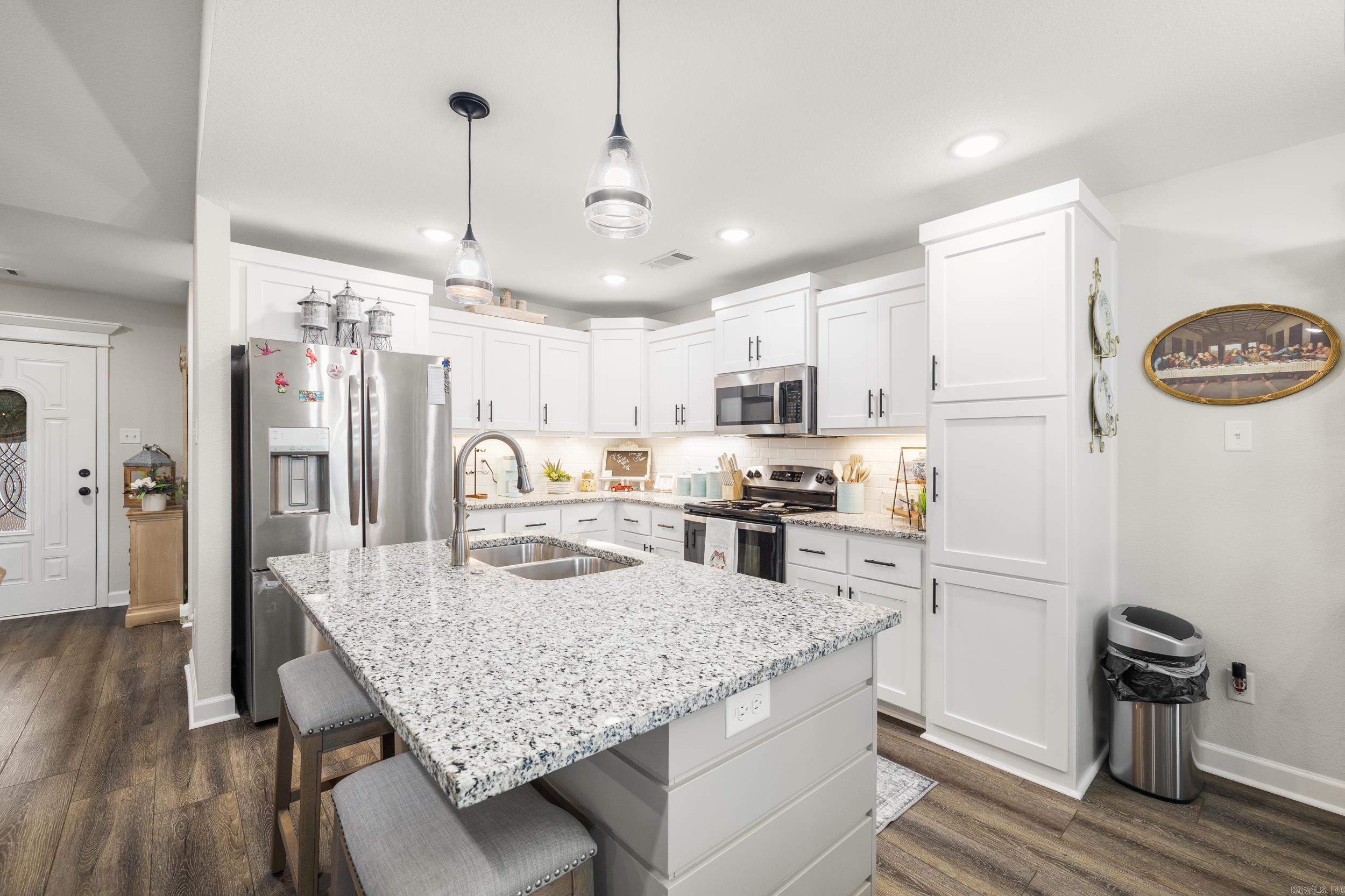 DEERFIELD ESTATES - Residential