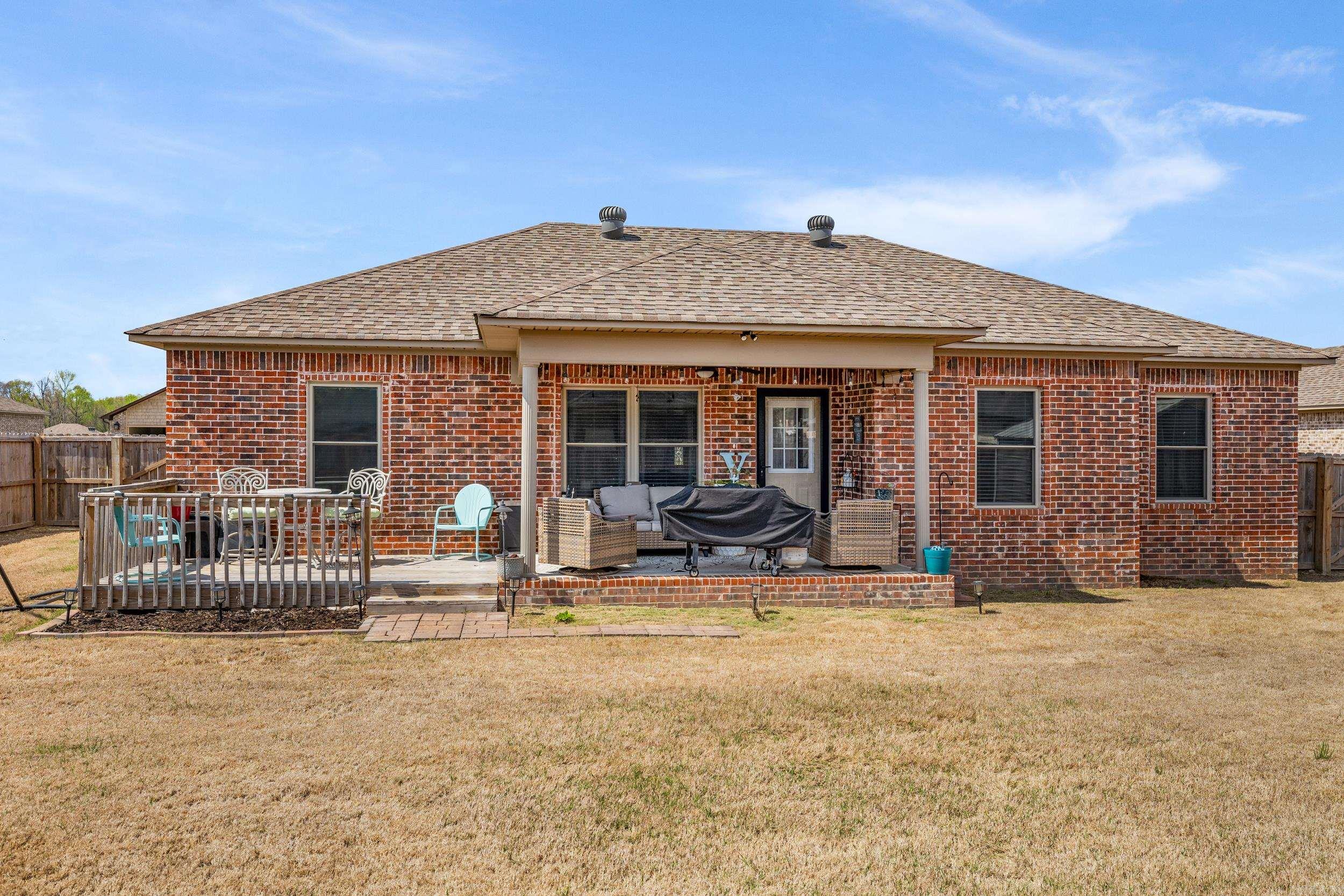 DEERFIELD ESTATES - Residential