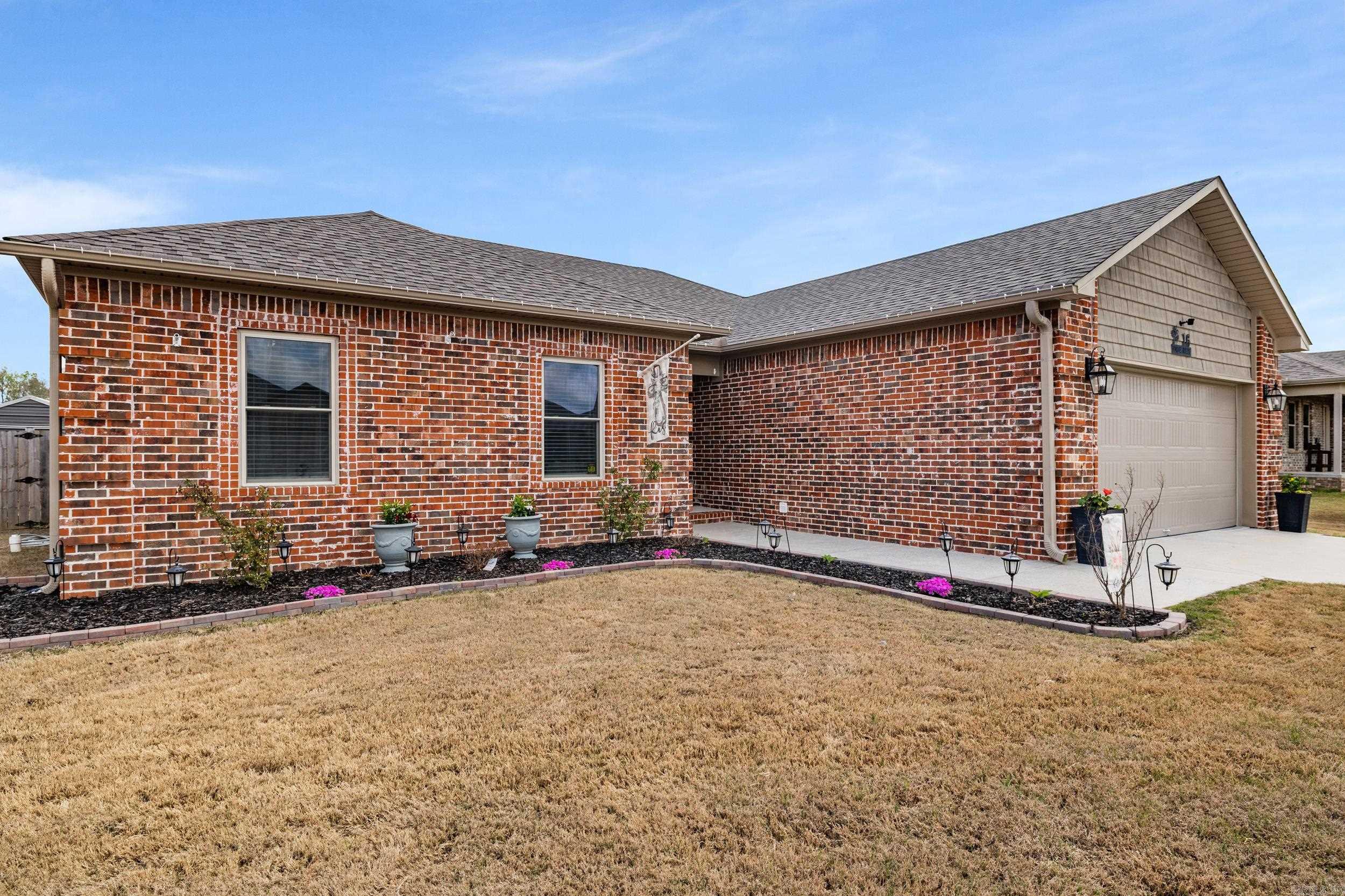 DEERFIELD ESTATES - Residential