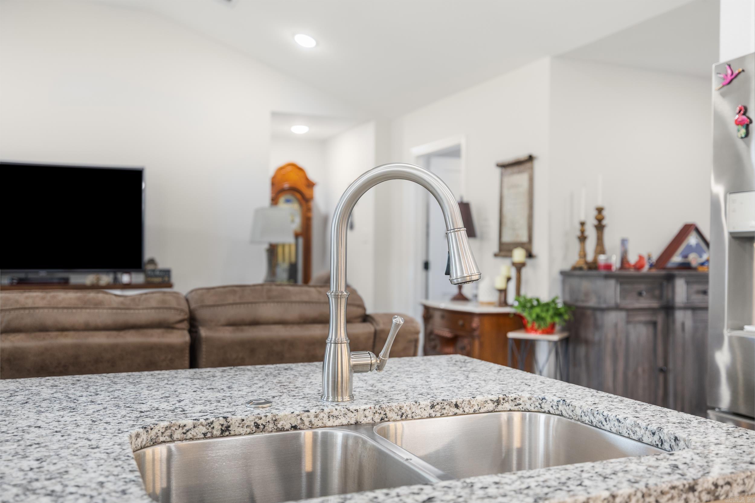 DEERFIELD ESTATES - Residential