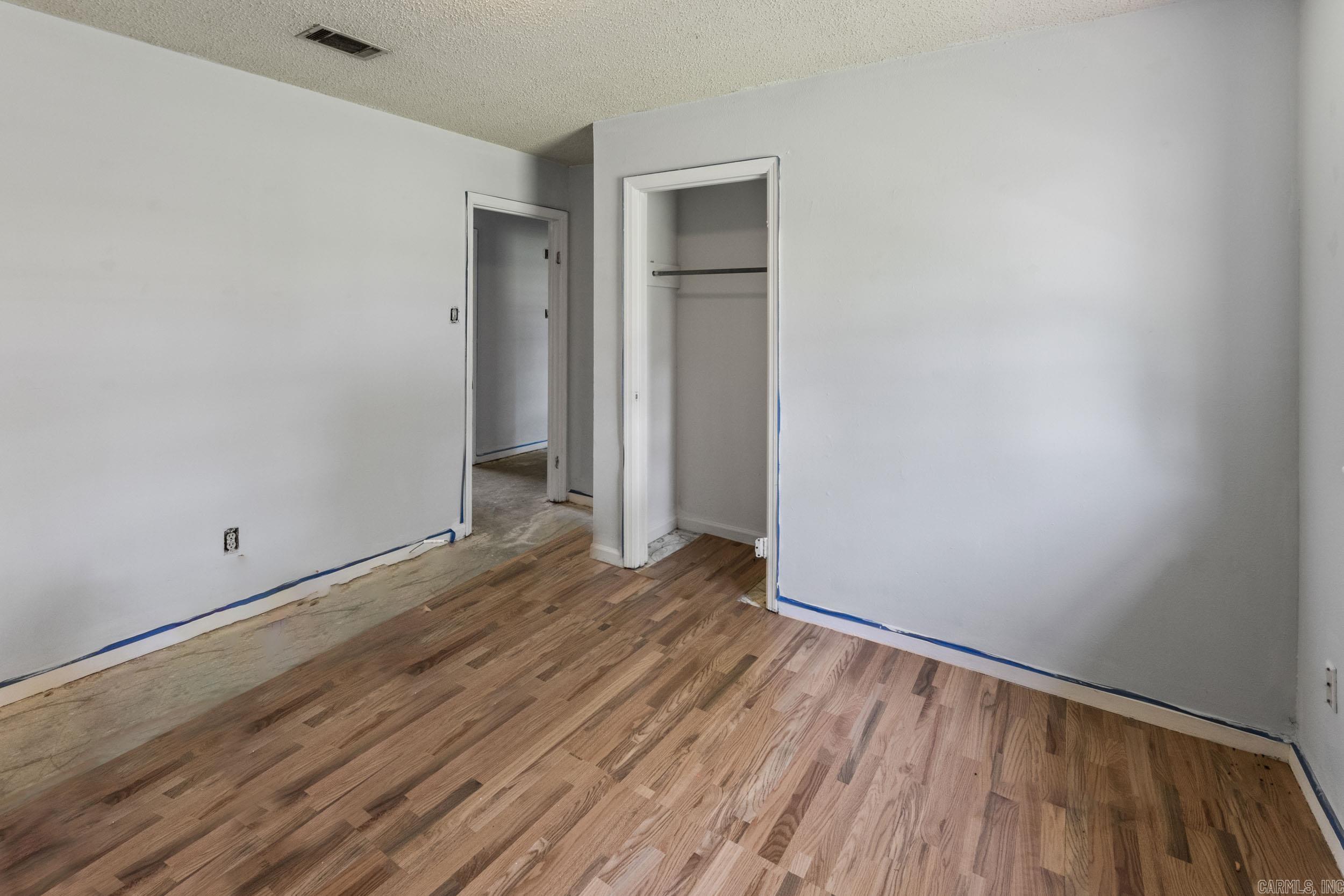 CREEKDALE - Residential