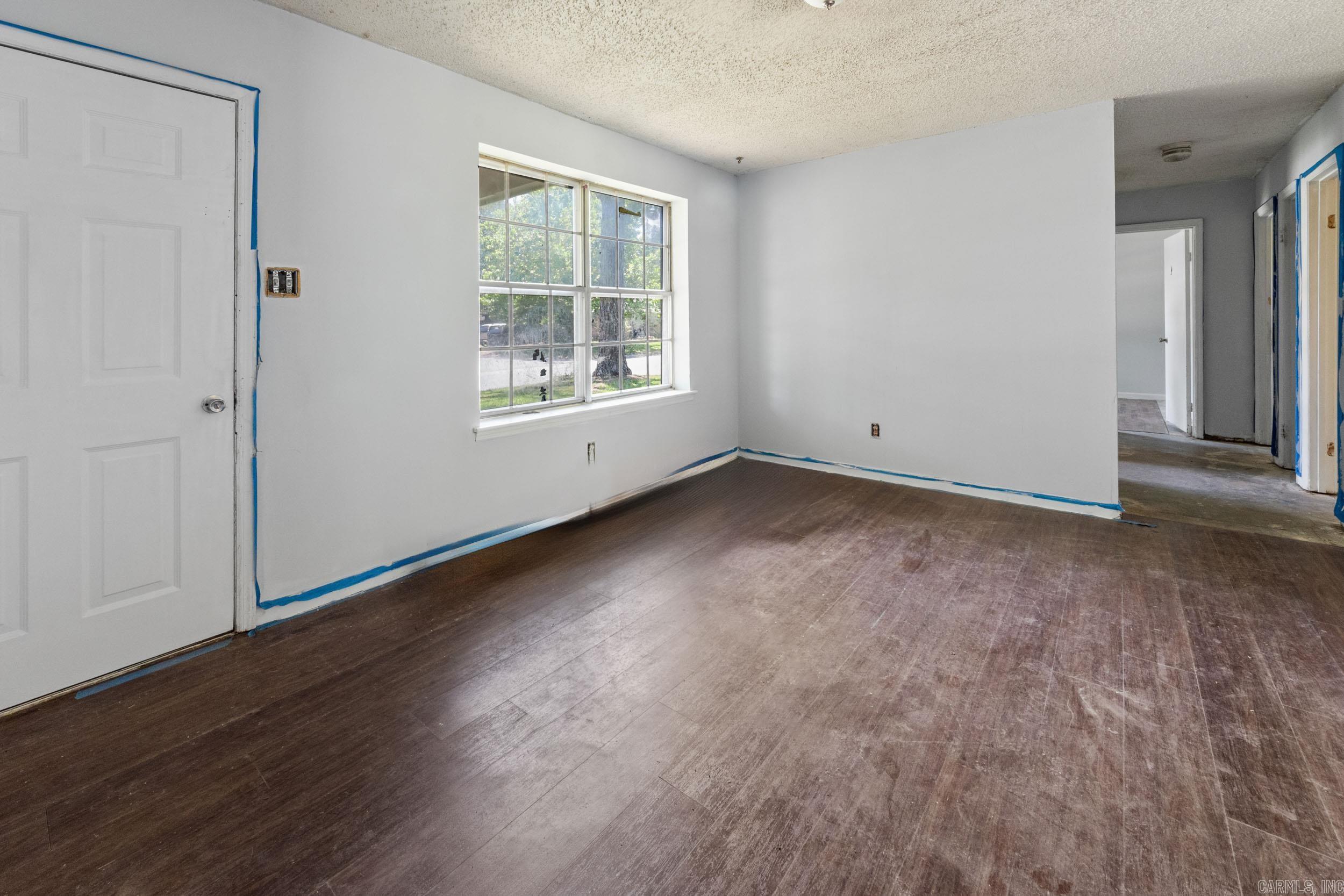 CREEKDALE - Residential