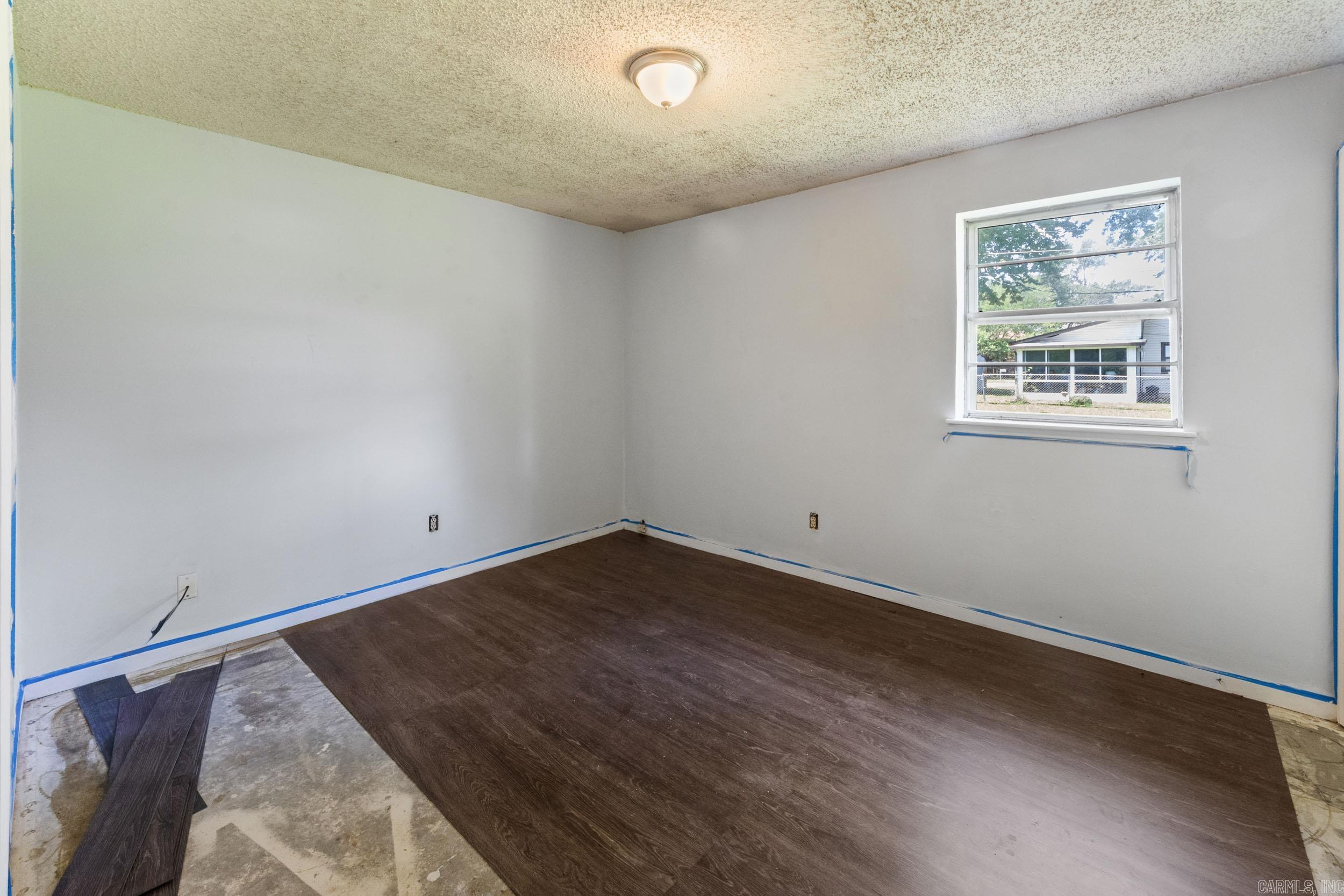 CREEKDALE - Residential