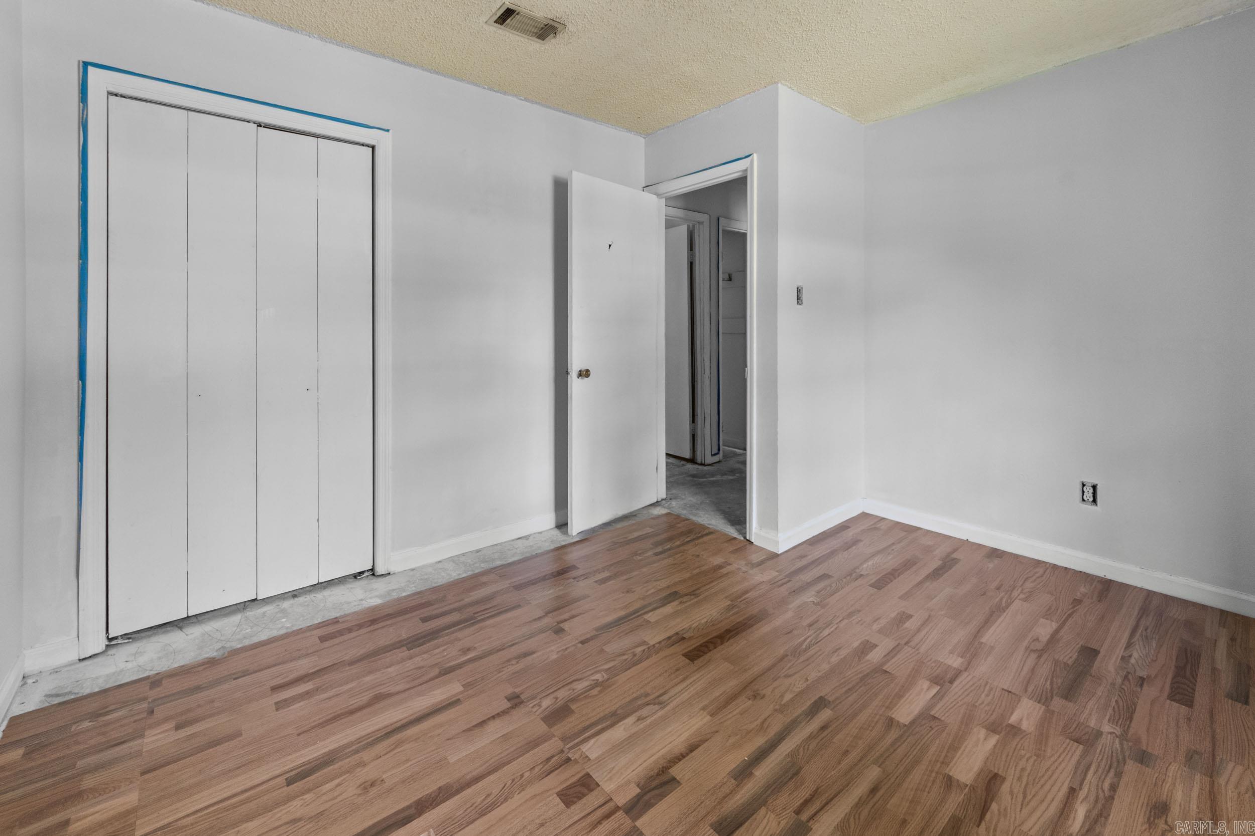 CREEKDALE - Residential