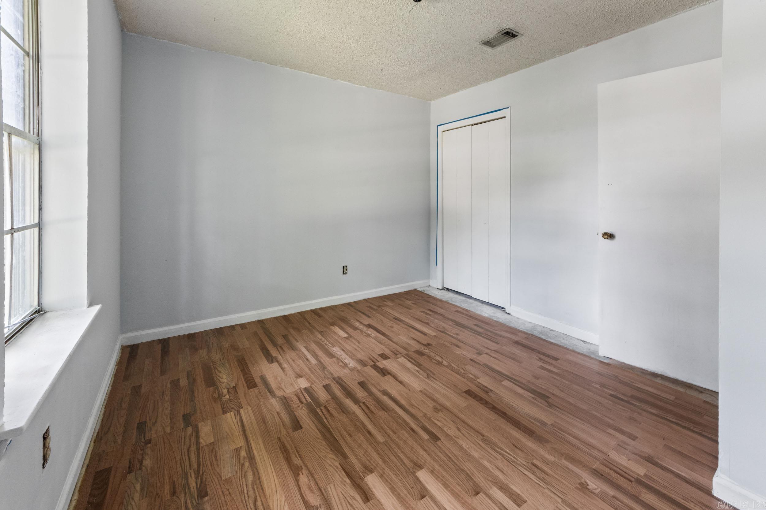 CREEKDALE - Residential