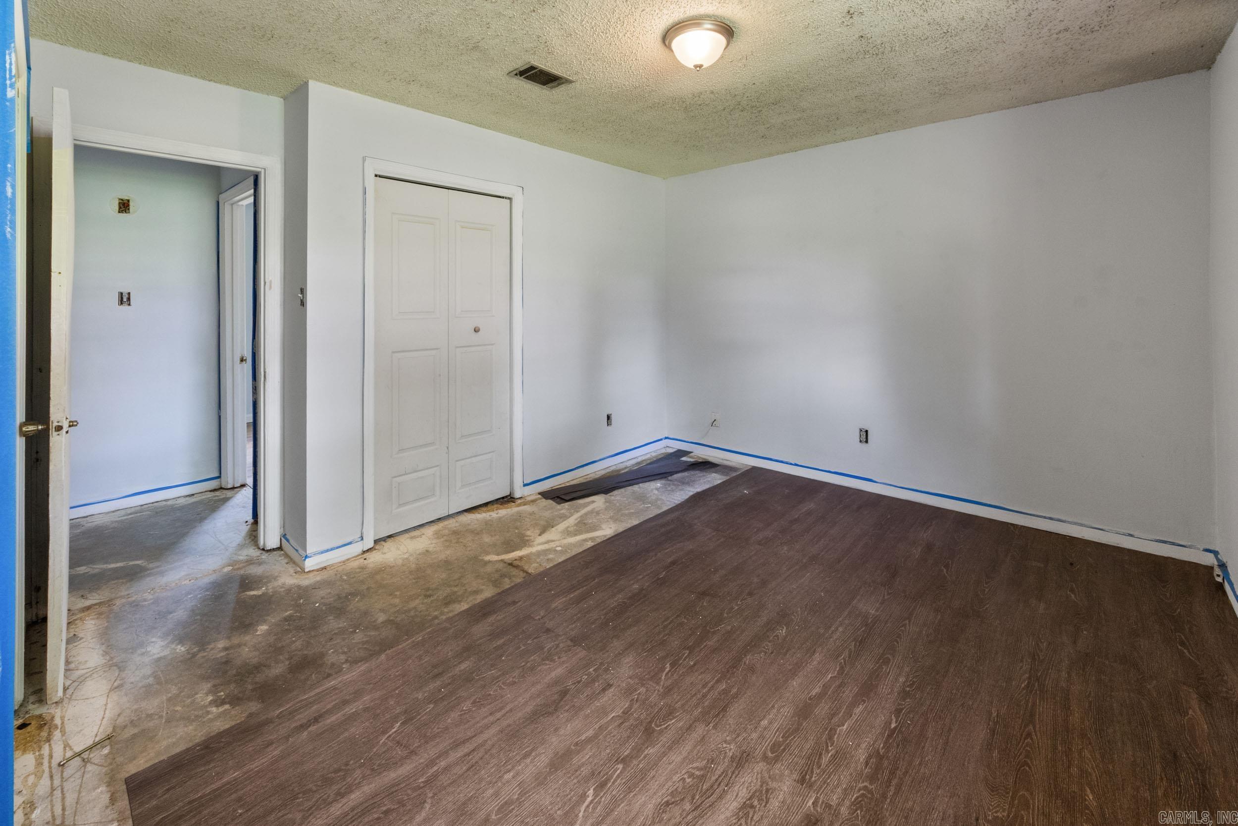 CREEKDALE - Residential