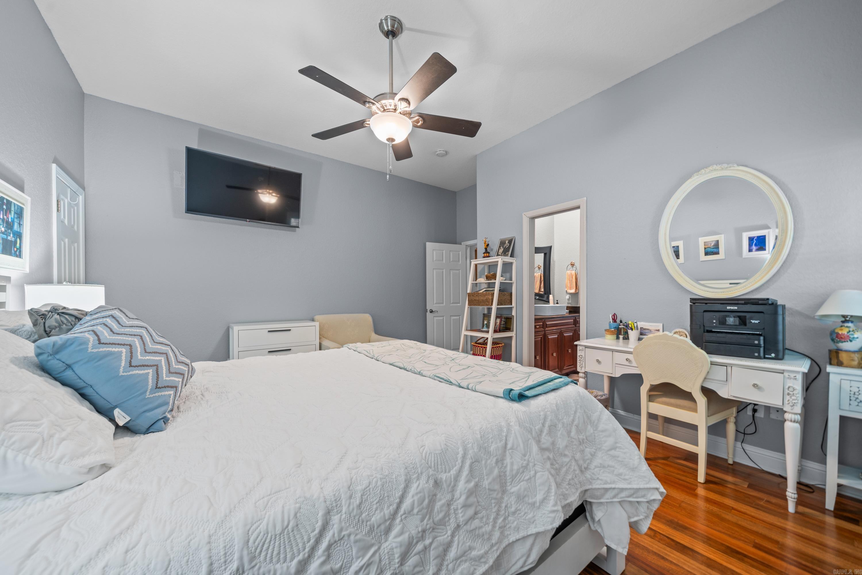 DIAMONDHEAD Q - Residential