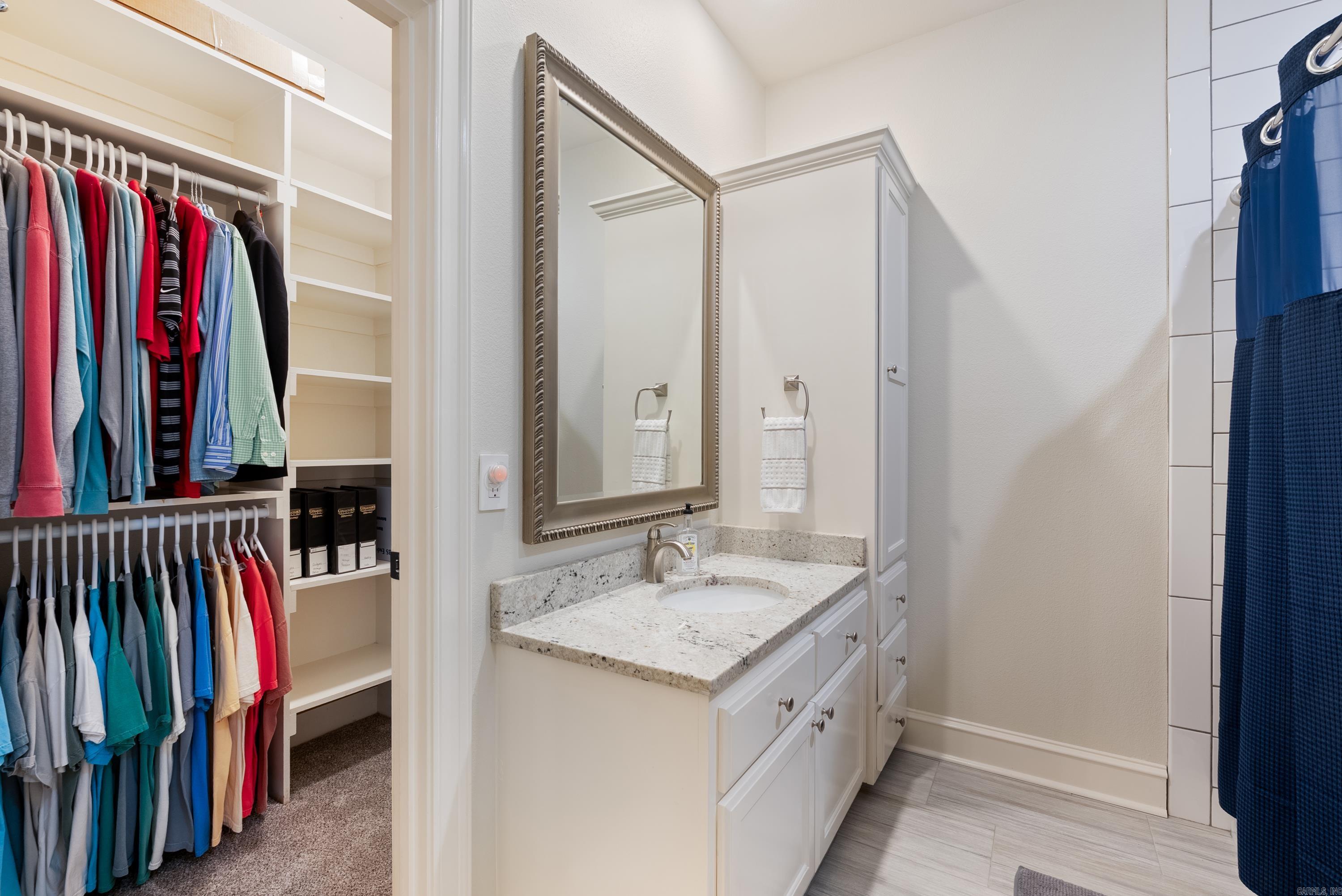 MAINORD'S REPLAT WESCON ESTATE - Residential