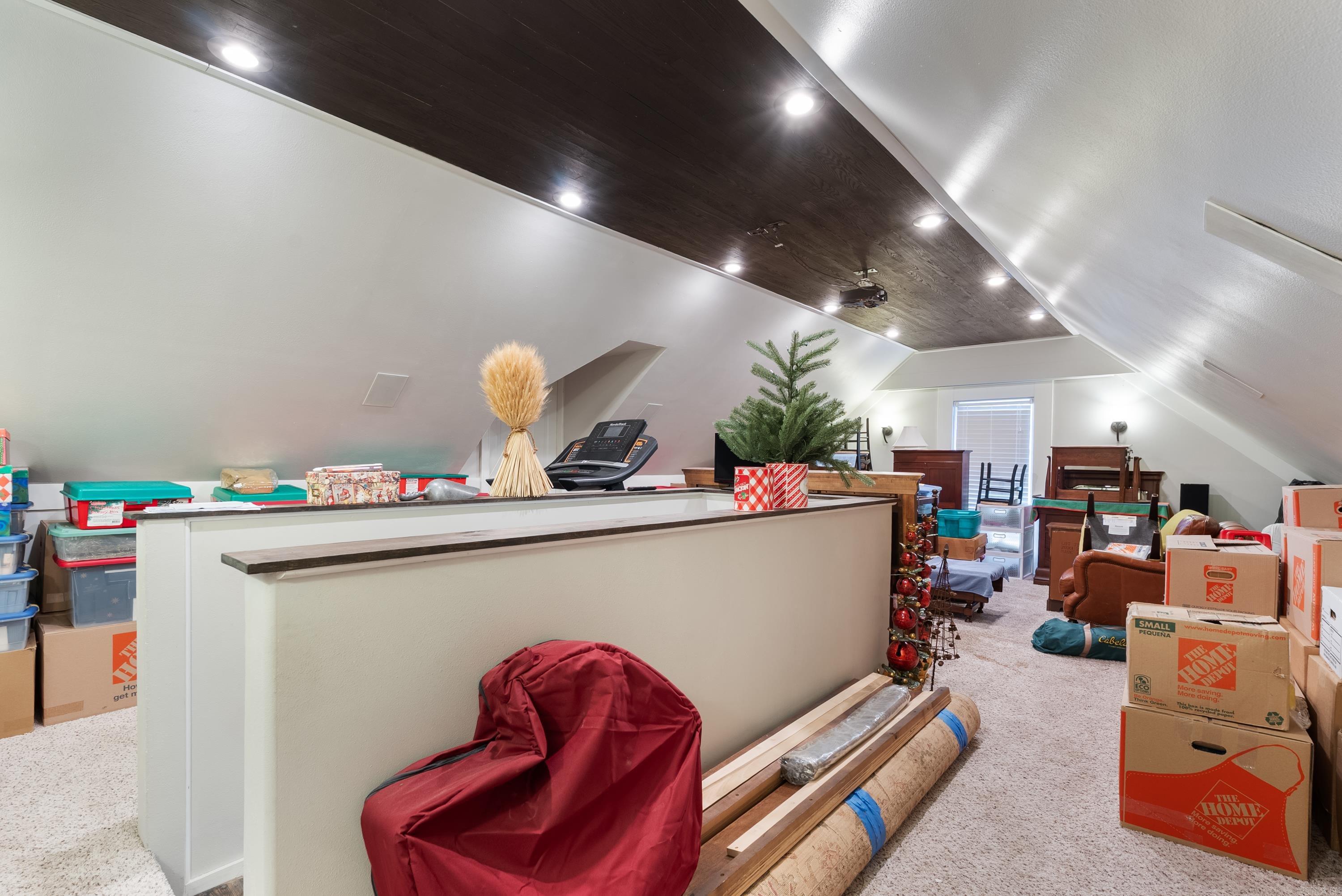 MAINORD'S REPLAT WESCON ESTATE - Residential