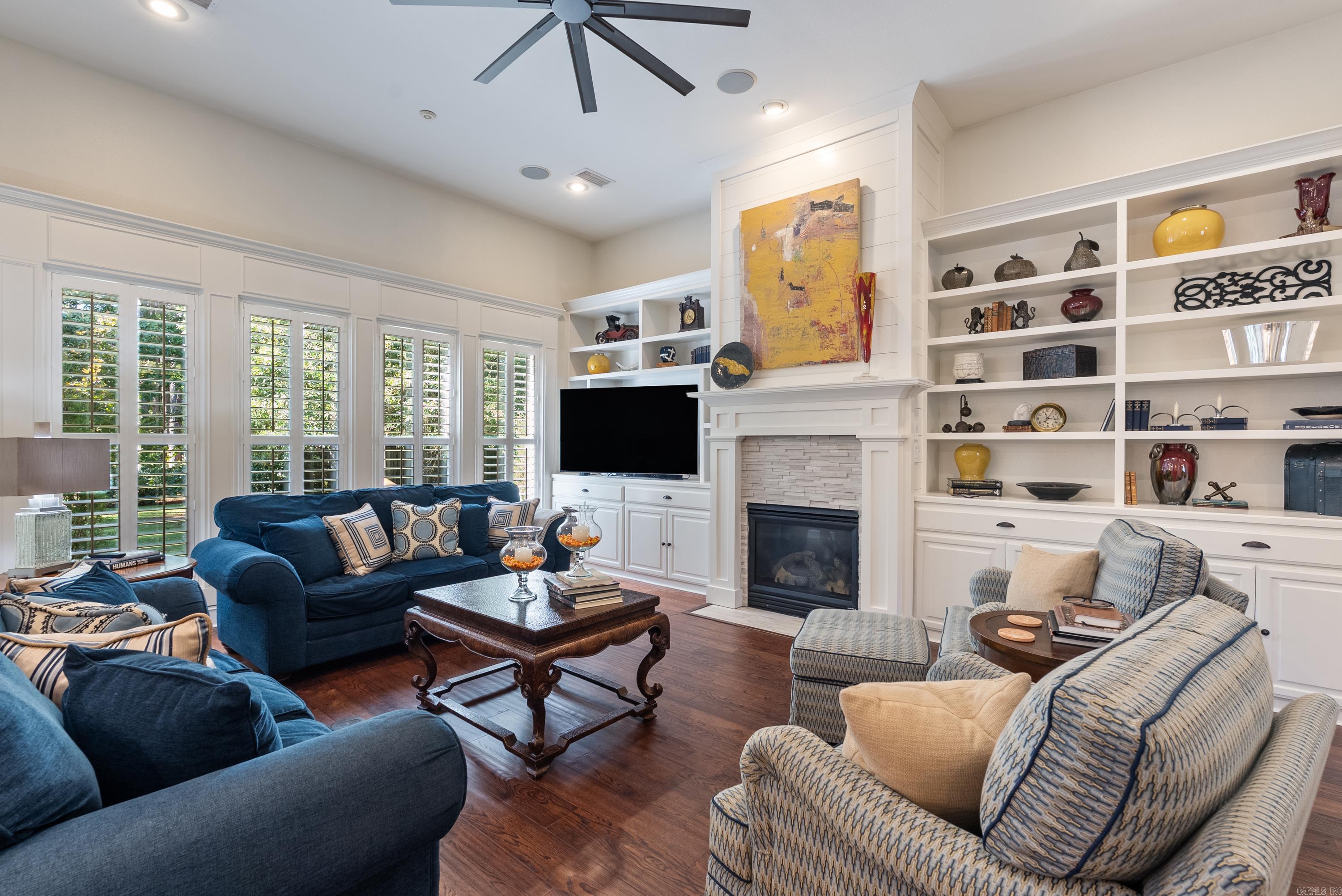 MAINORD'S REPLAT WESCON ESTATE - Residential