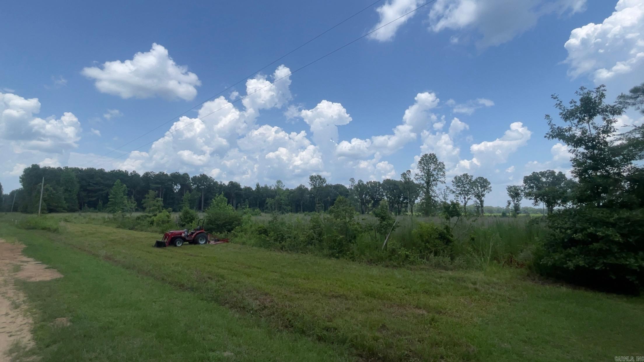 Looking for the perfect place to build your forever home? This beautiful 10-acre tract offers the peace and privacy of country living with the convenience of being just minutes from town. This property has endless potential. Don’t miss this opportunity to own a piece of land in a great location!