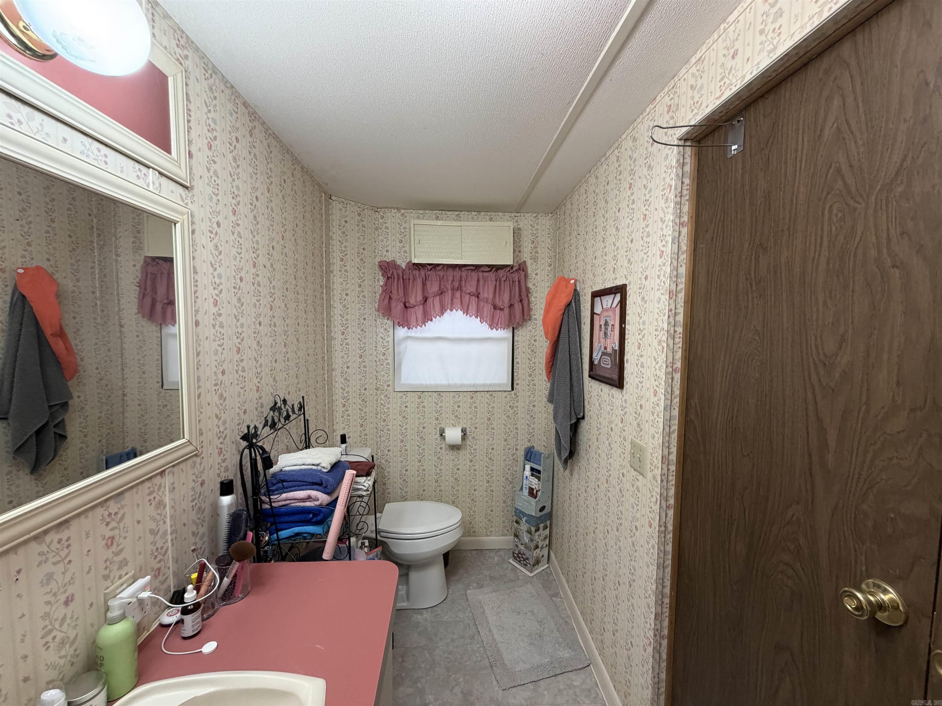 CEDAR FALLS - Residential