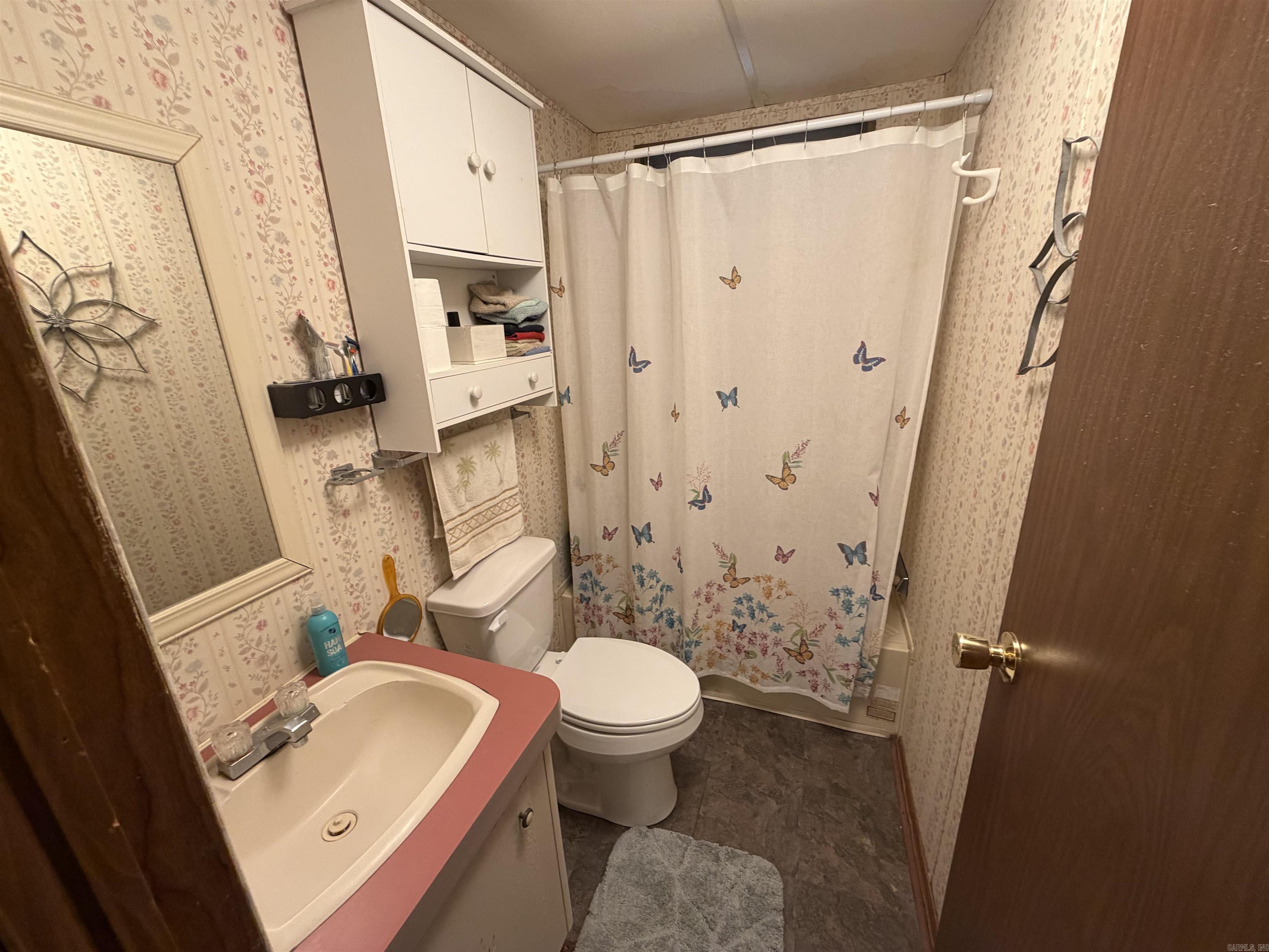 CEDAR FALLS - Residential