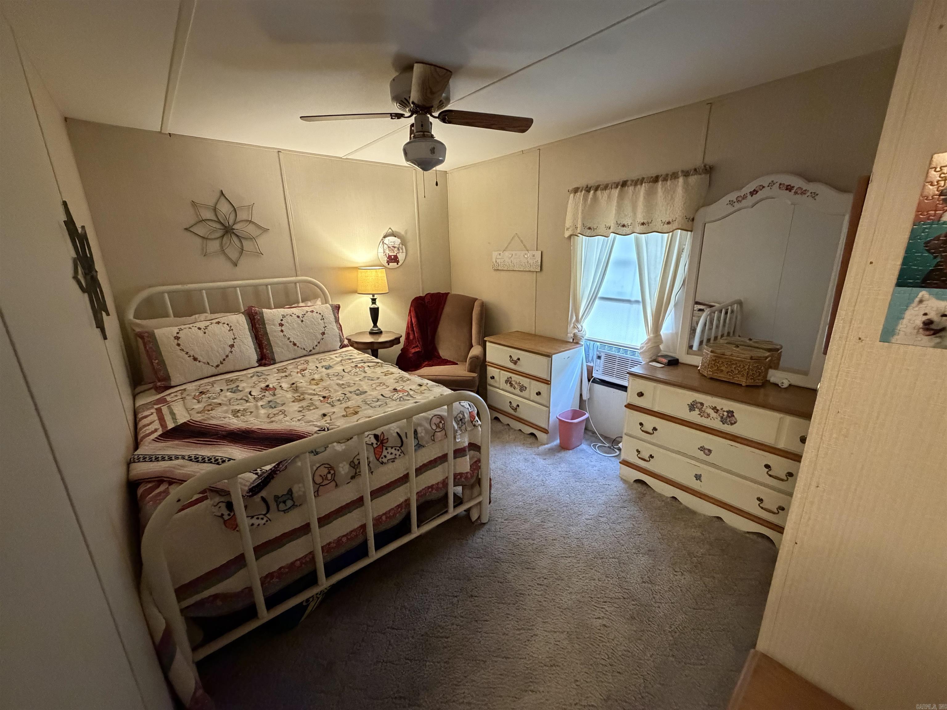 CEDAR FALLS - Residential