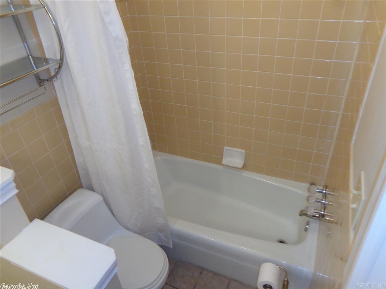 INDIANHEAD LAKES EST - Residential