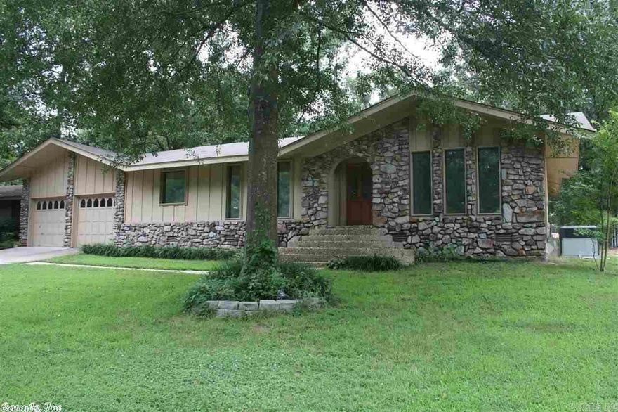 WOW!!! Super Cute home in the Indianhead Lake Subdivision has 3 spacious bedroom all having walk-in closets, 2 full baths. The amazing family room has beautiful hardwood floors, and corner cast-iron stove. There are two laundry areas, take advantage of the sun porch that leads to the huge back yard with storage building.  Conveniently located to the interstate and local shopping, areas features include the community pool, tennis courts, picnic areas, and the fishing lake.