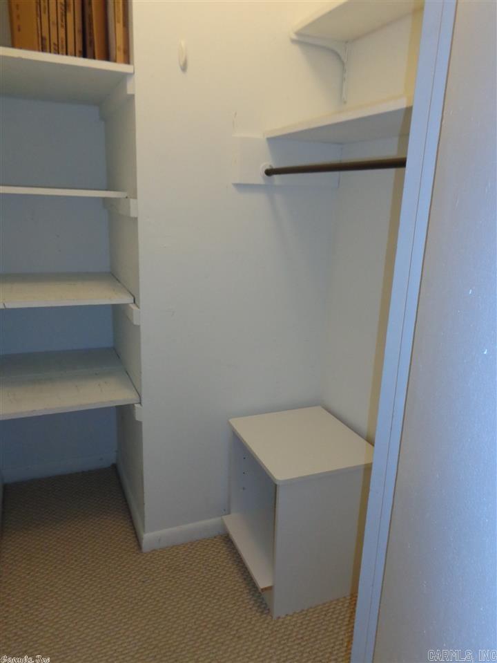 INDIANHEAD LAKES EST - Residential