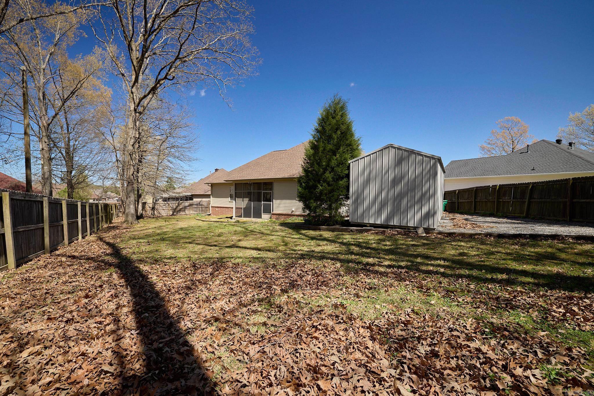 EMERALD VALLEY - Residential