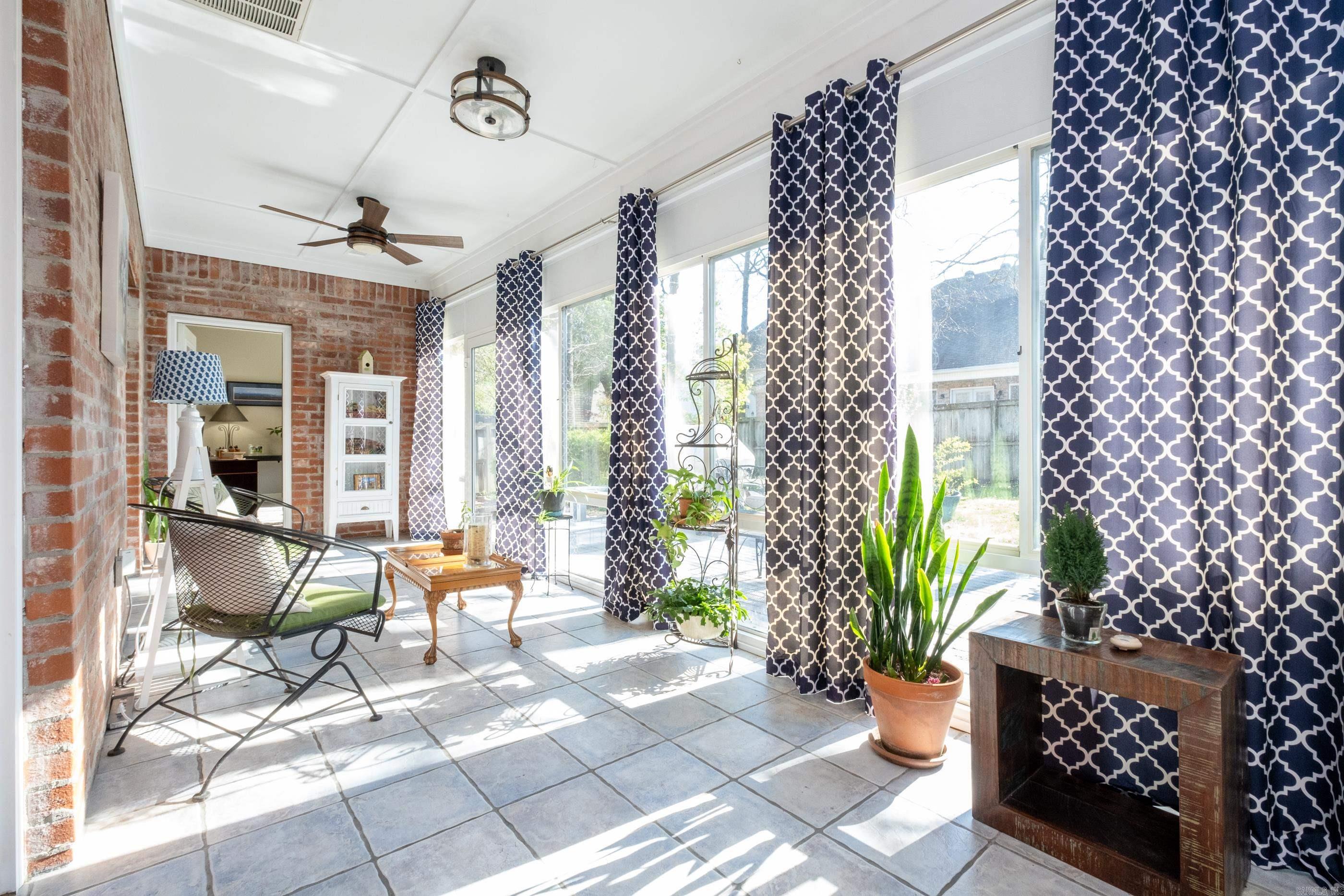 CHENAL VALLEY ABERDEEN - Residential