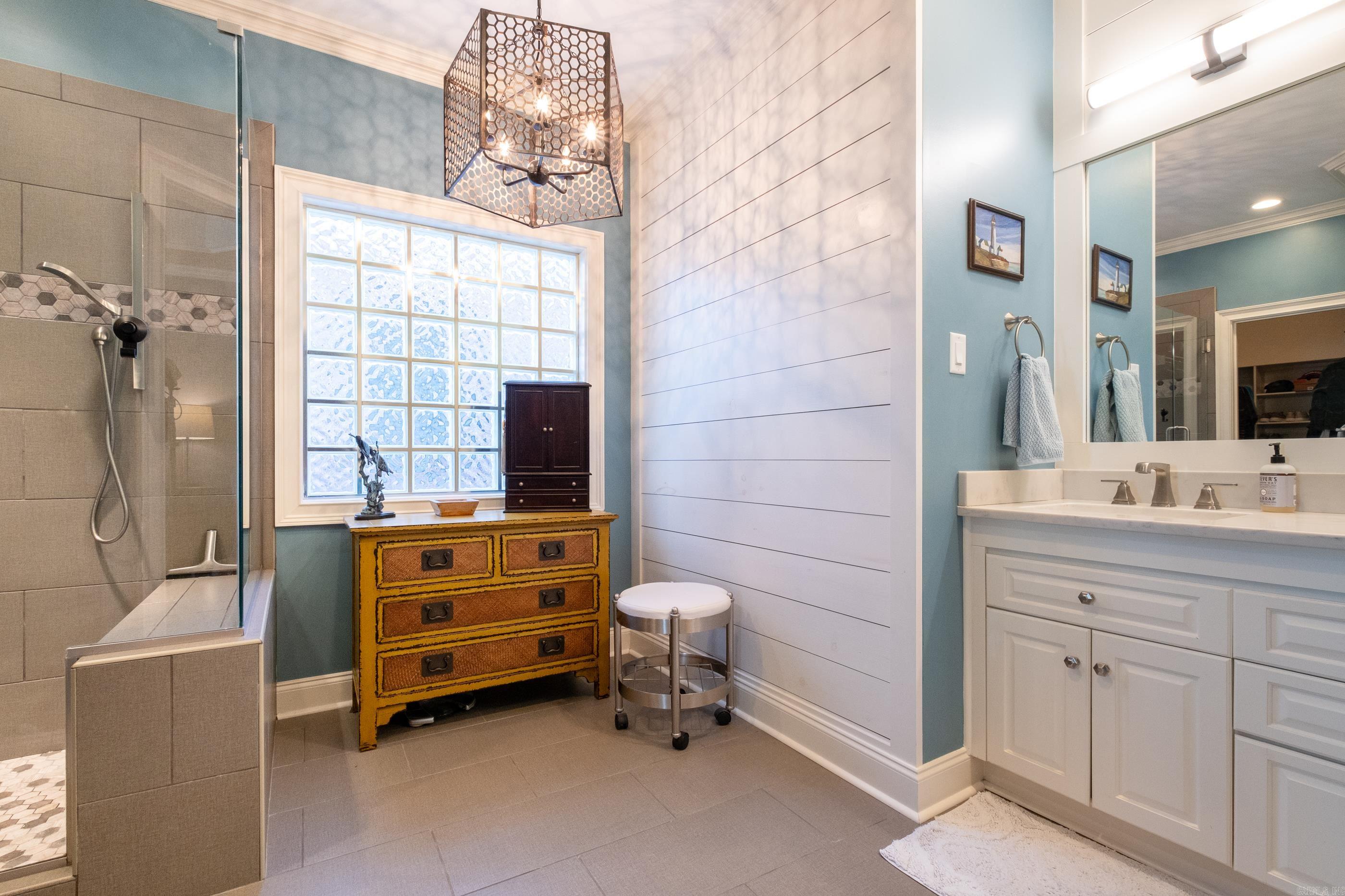 CHENAL VALLEY ABERDEEN - Residential