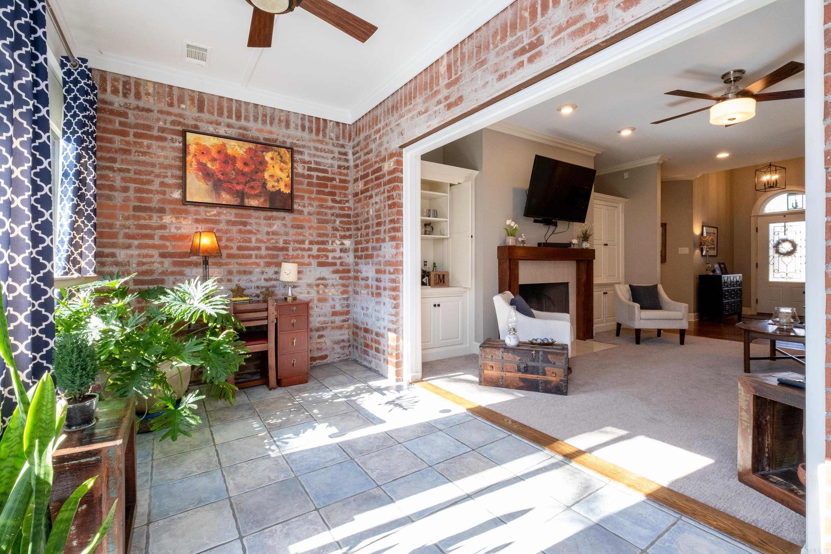 CHENAL VALLEY ABERDEEN - Residential