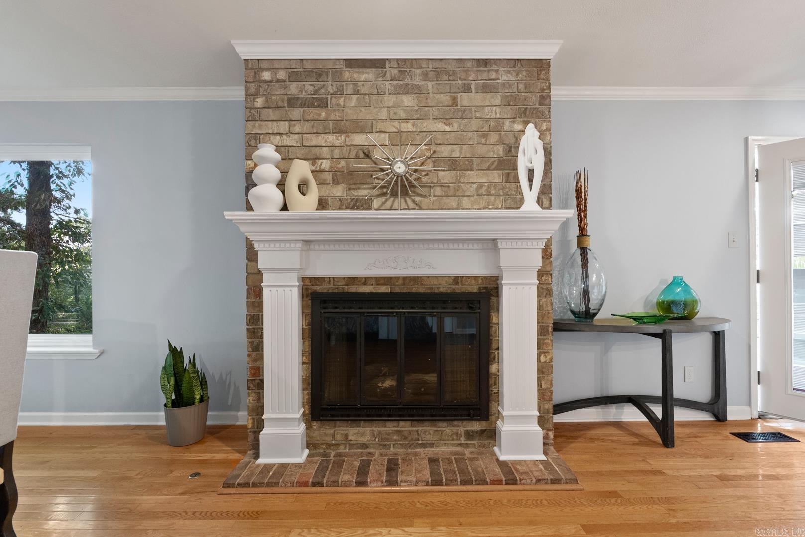 LEAWOOD MANOR - Residential