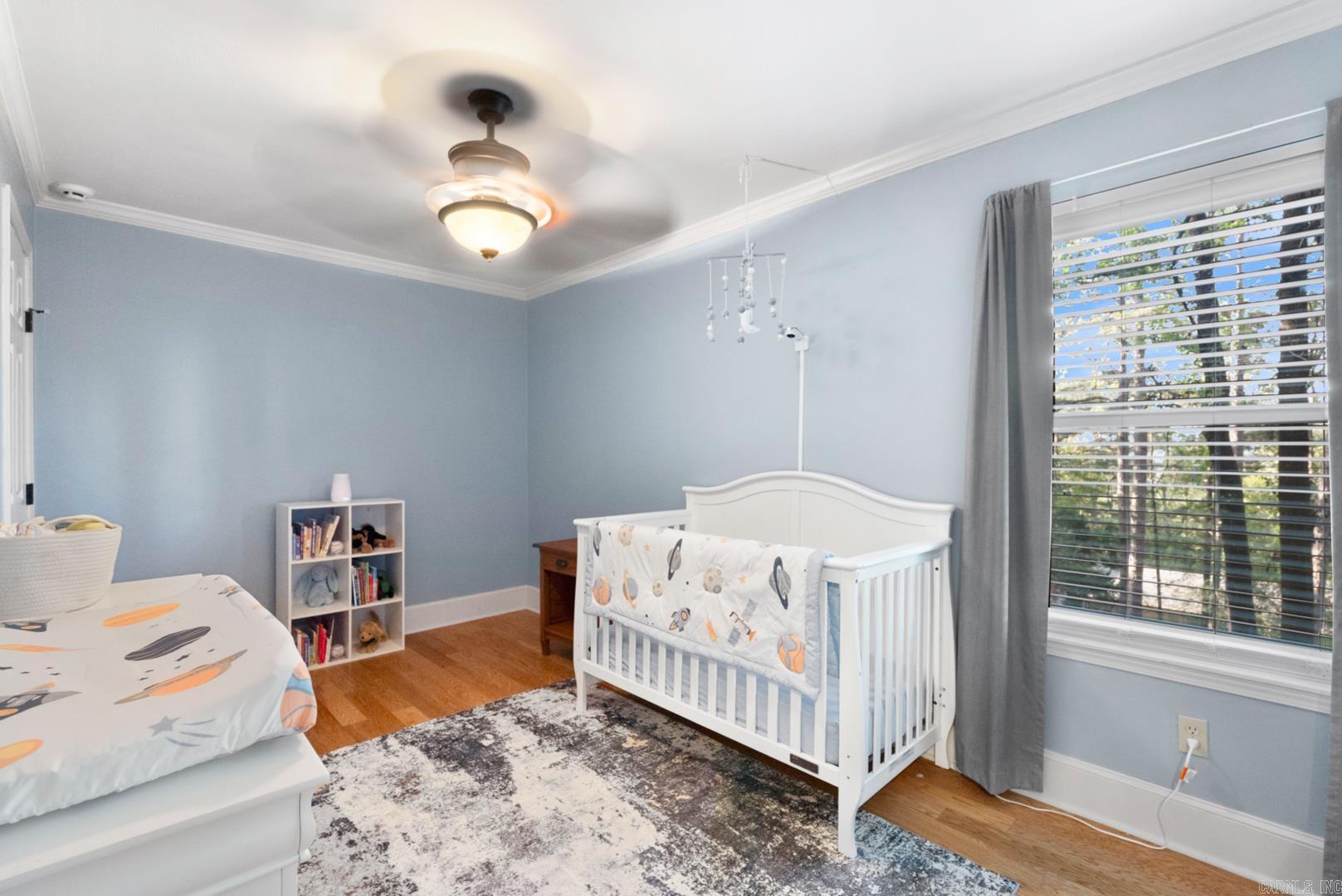 LEAWOOD MANOR - Residential